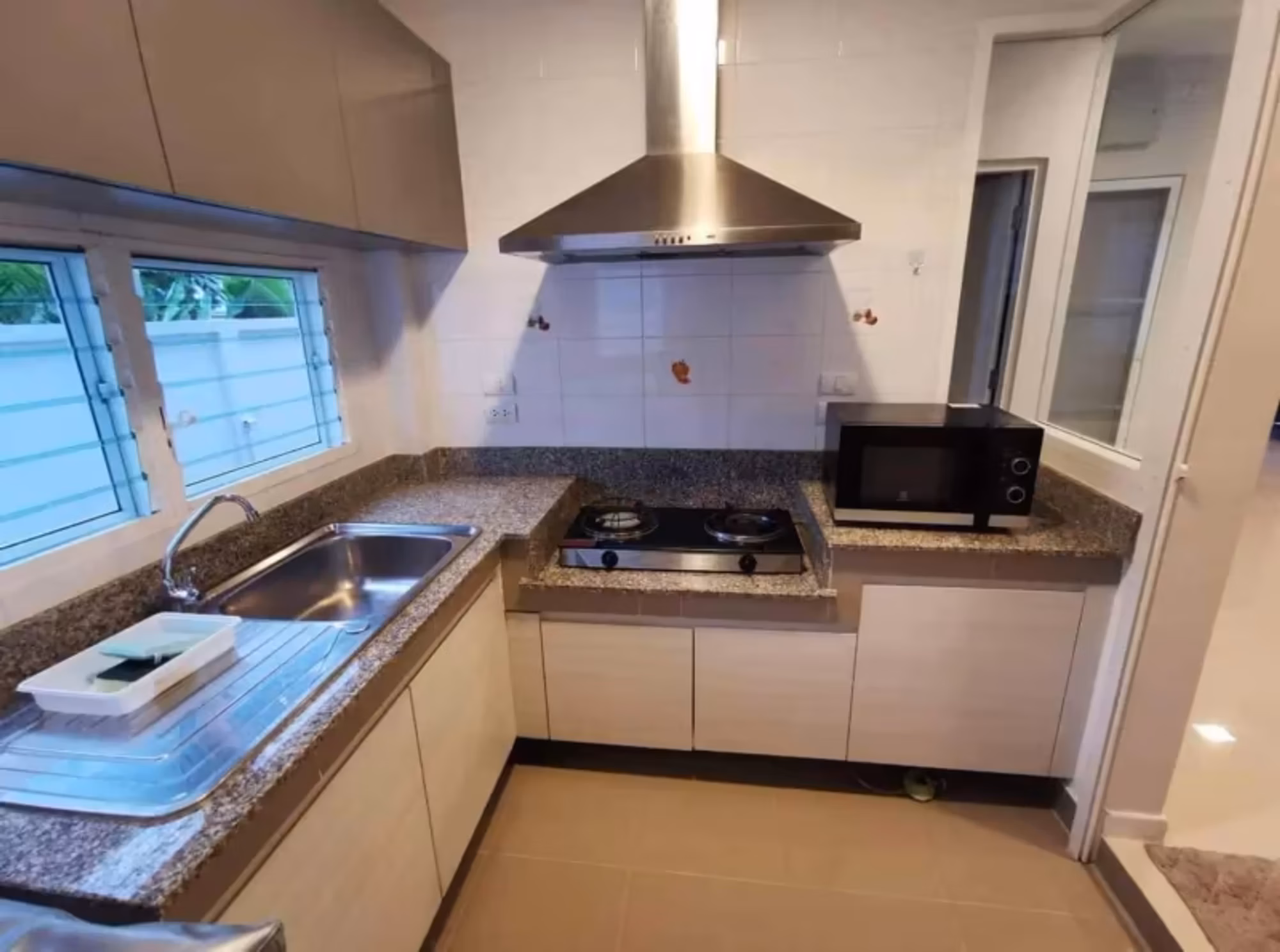 3 Bedroom House - Image 4