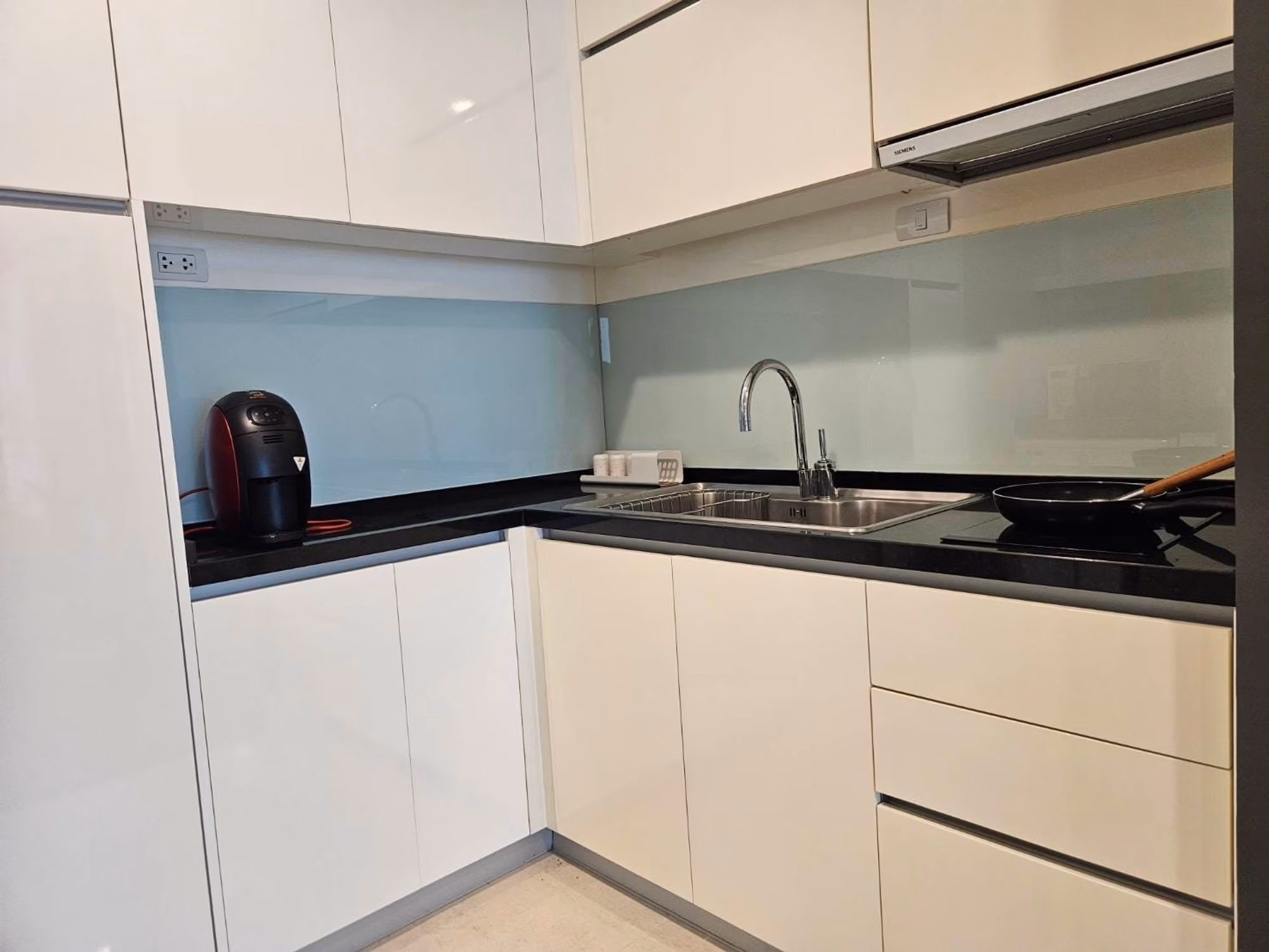 Condo for Rent at Bright Sukhumvit 24 - Image 5