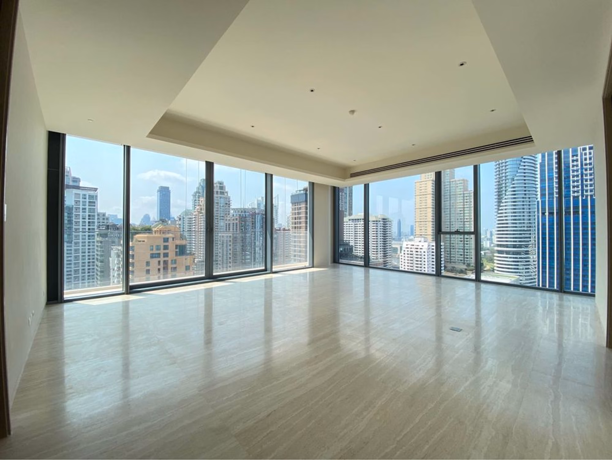 Condo - Image 1