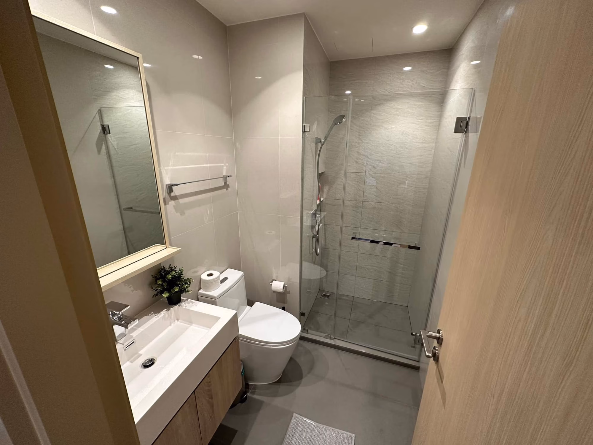 1 Bed Condo for Sale  Near Ekkamai BTS - Image 5