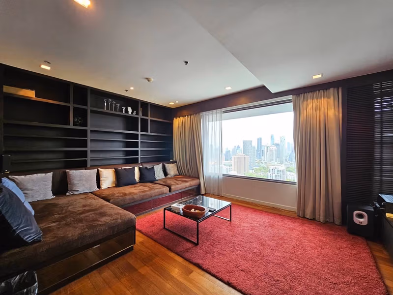 1 Bed Condo for Rent and Sale in Sathon