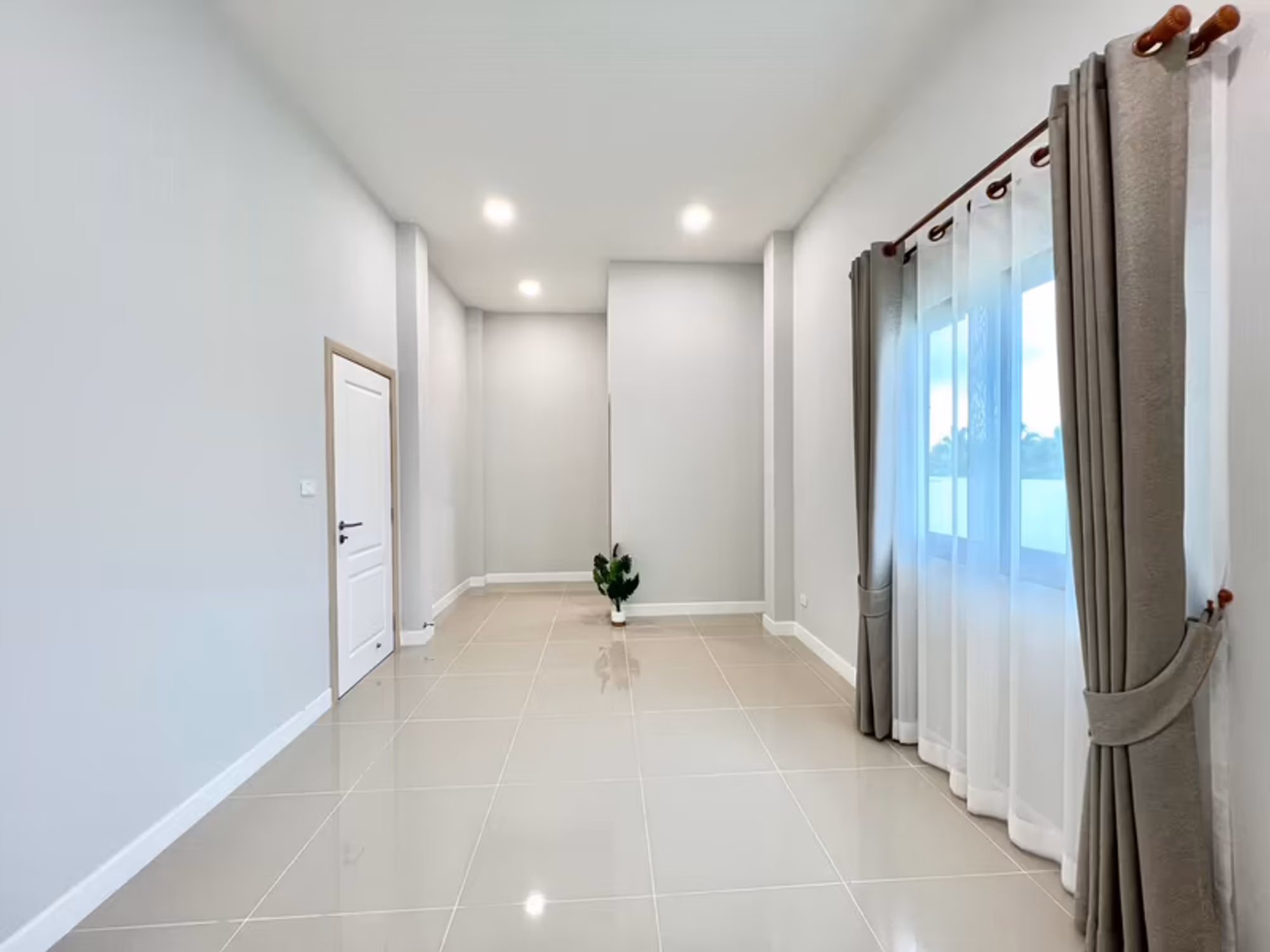 3 Bedroom House - Image 8