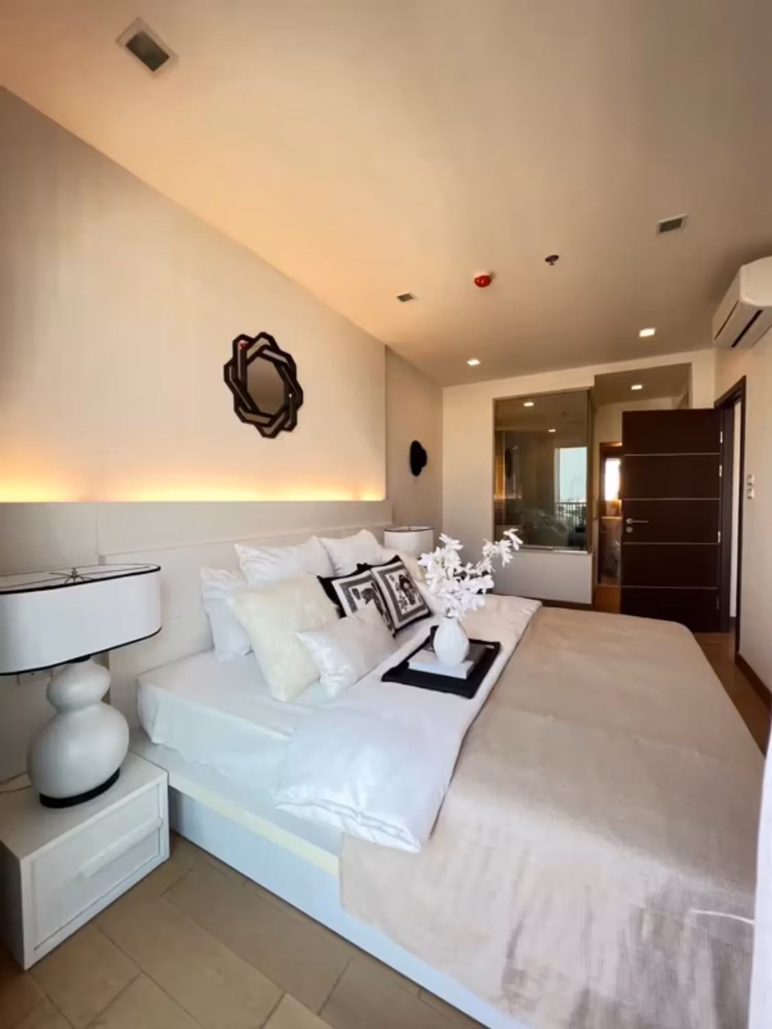 1 Bedroom Condo - Image 7