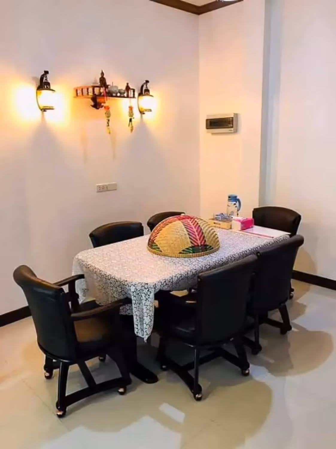 2 Bedroom House - Image 9