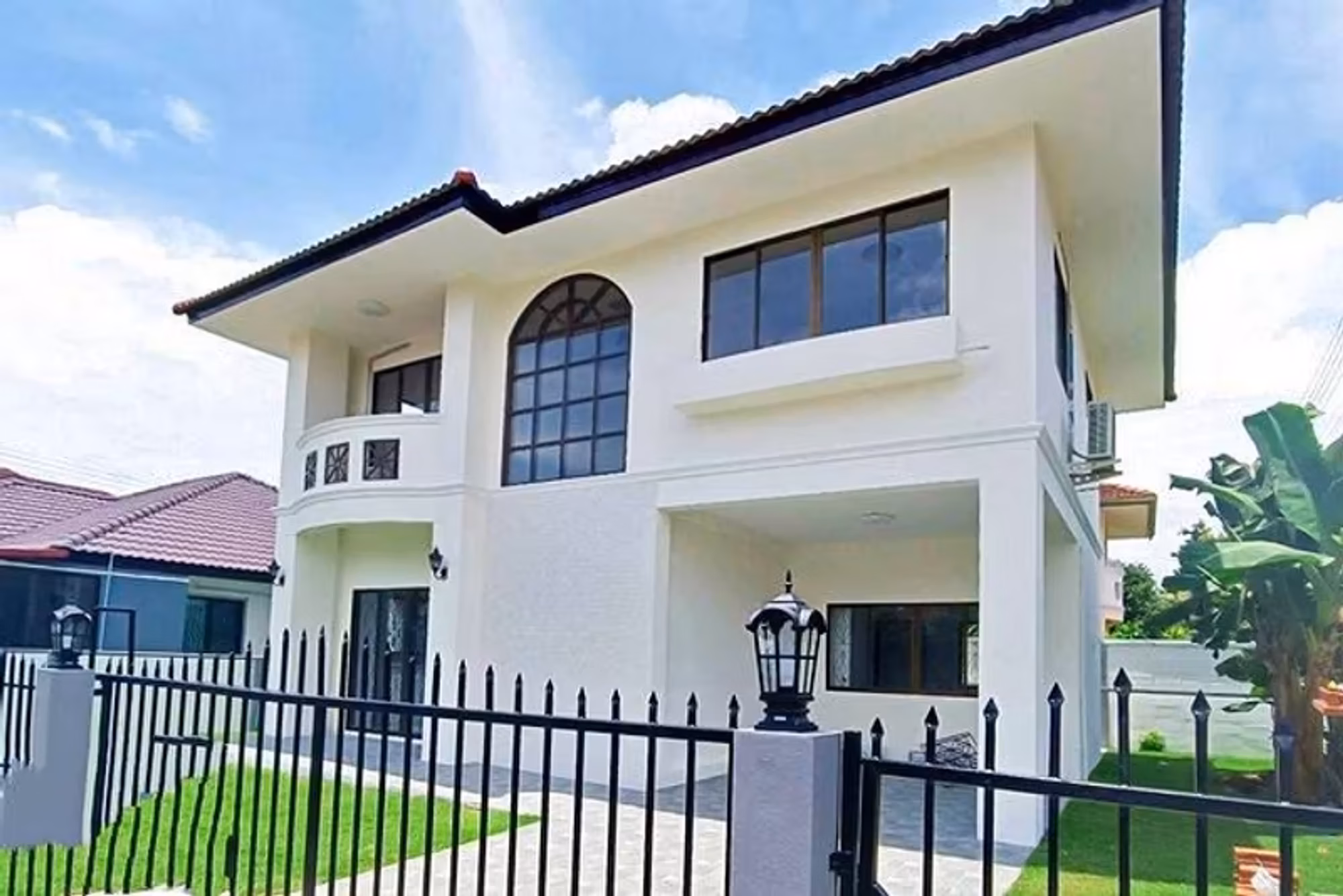 3 Bedroom House - Image 3