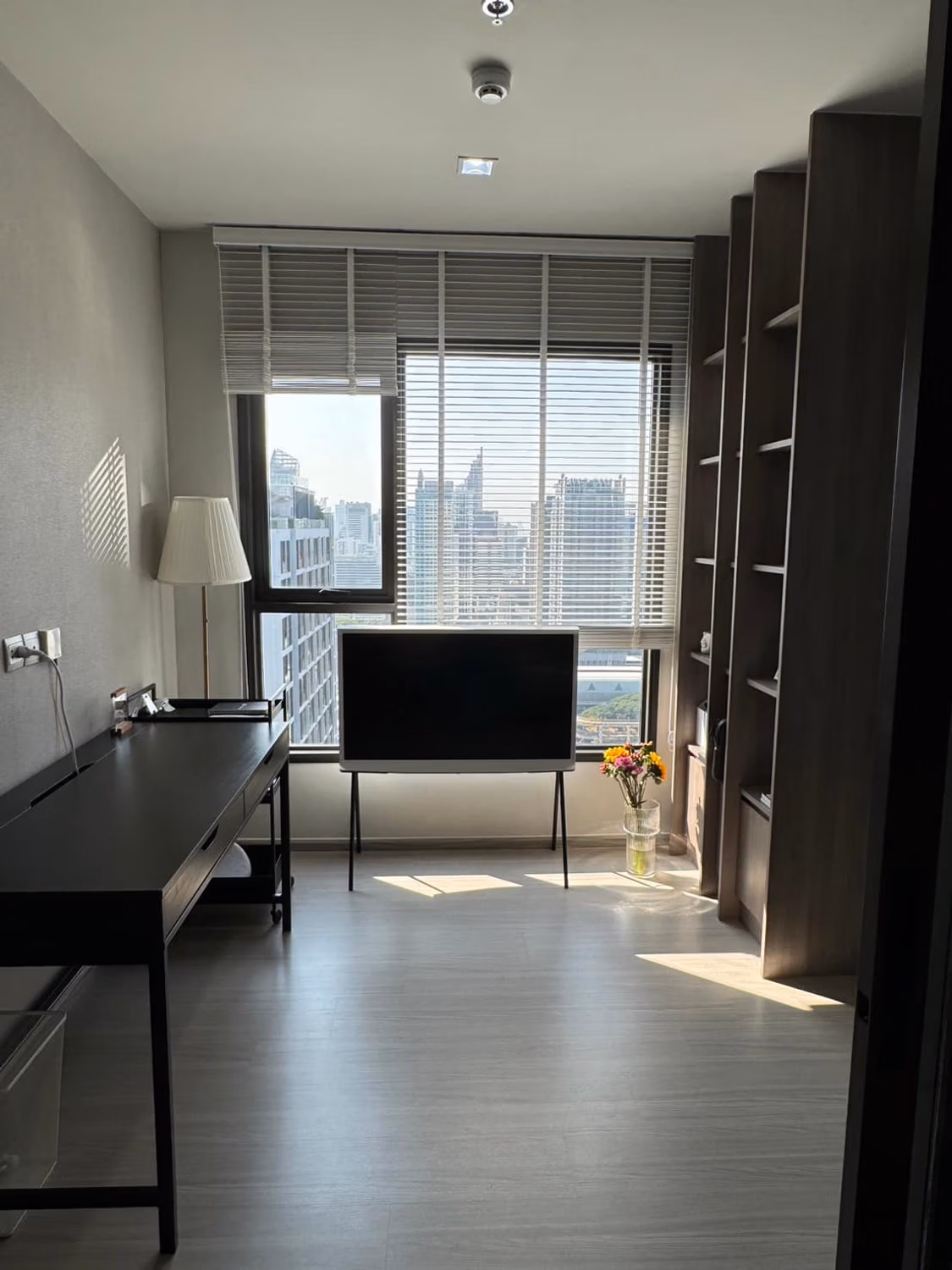 Condo - Image 1