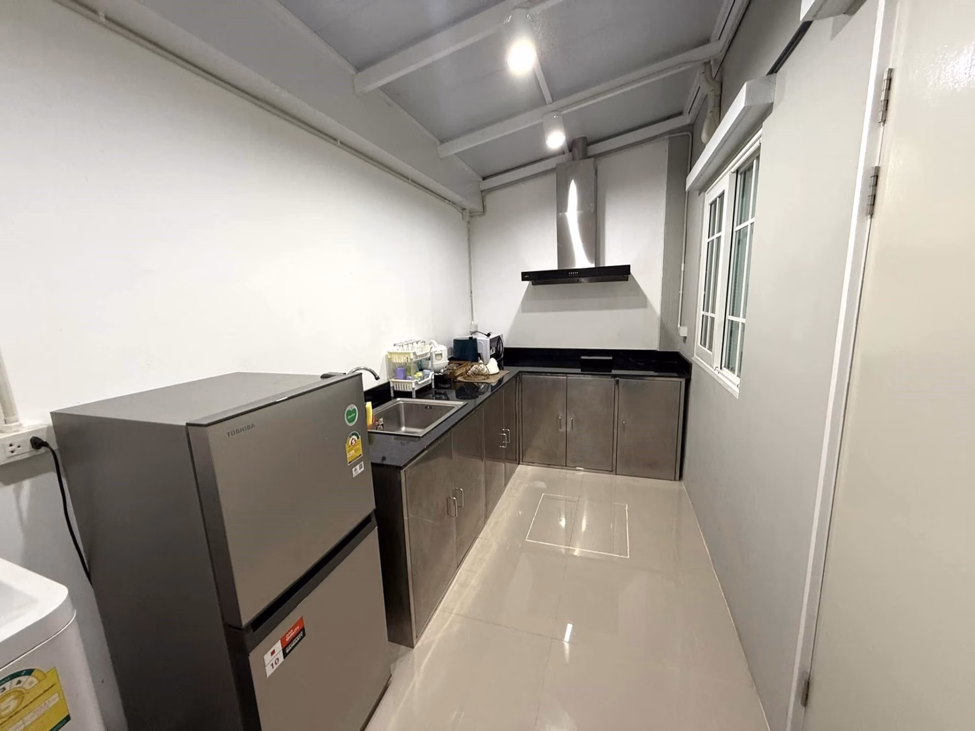 Townhouse for Rent at Golden Town RuamChok - Image 3
