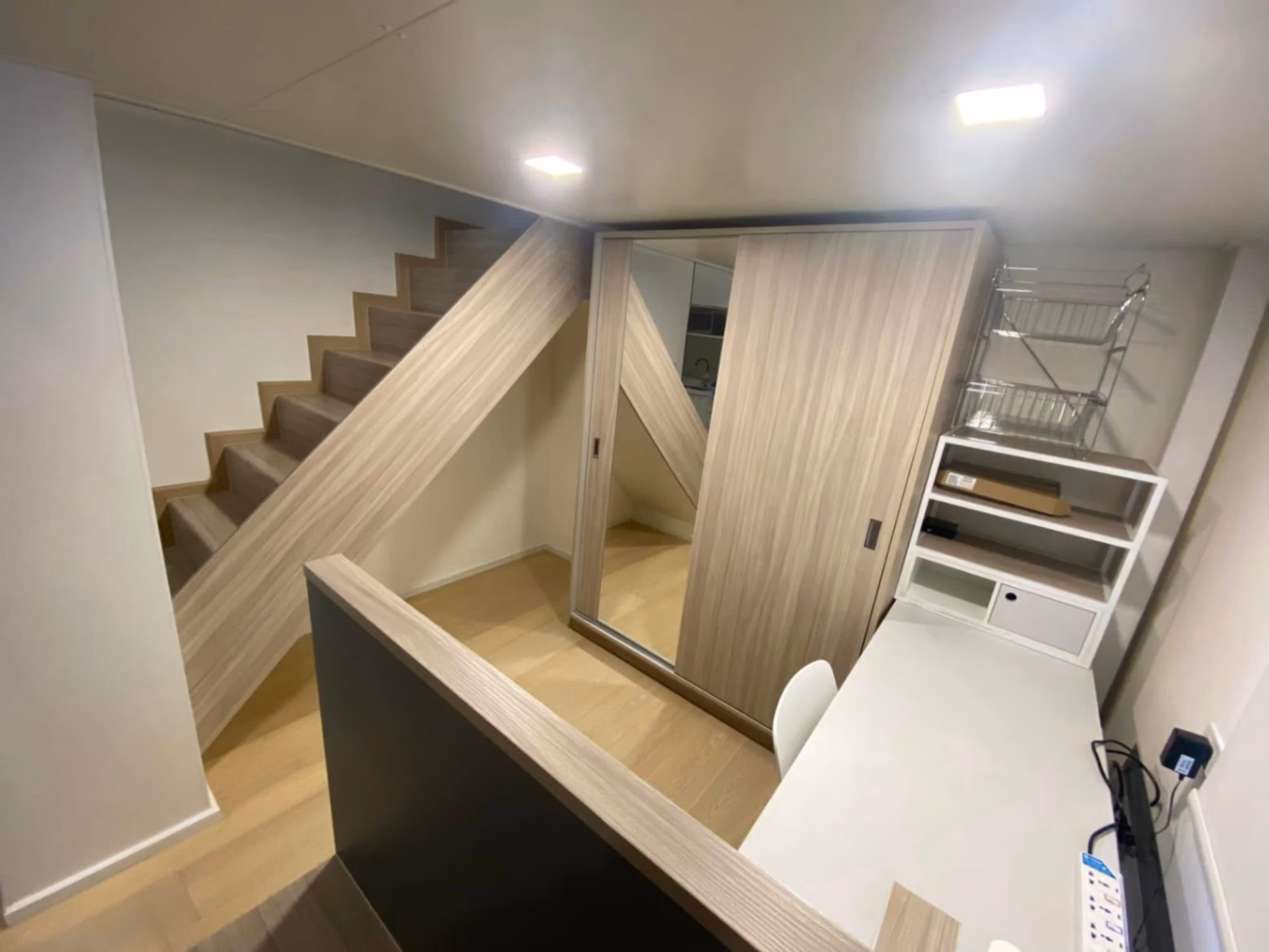 1 Bed Condo for Sale in Ratchathewi - Image 4