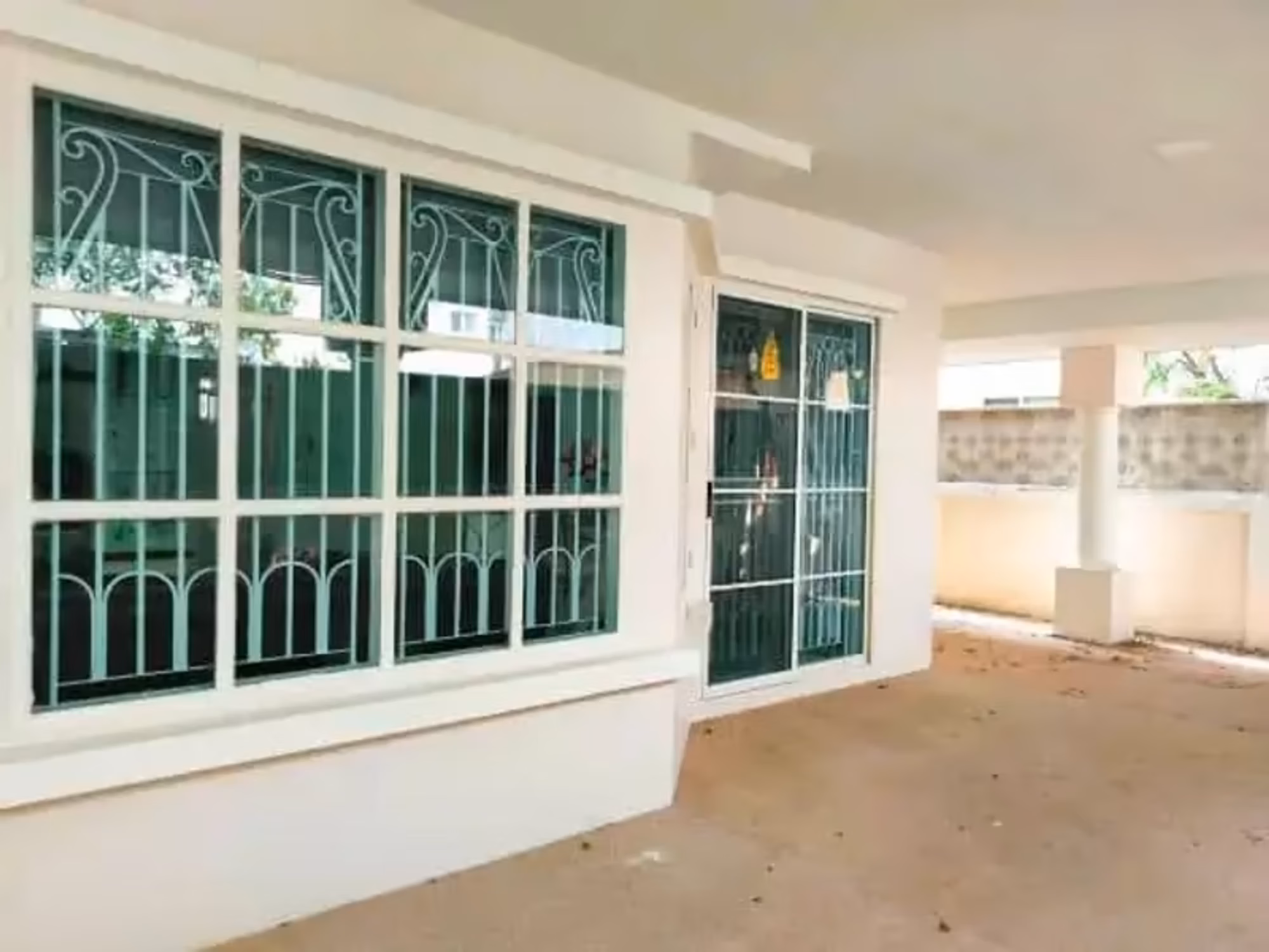 3 Bedroom House - Image 5