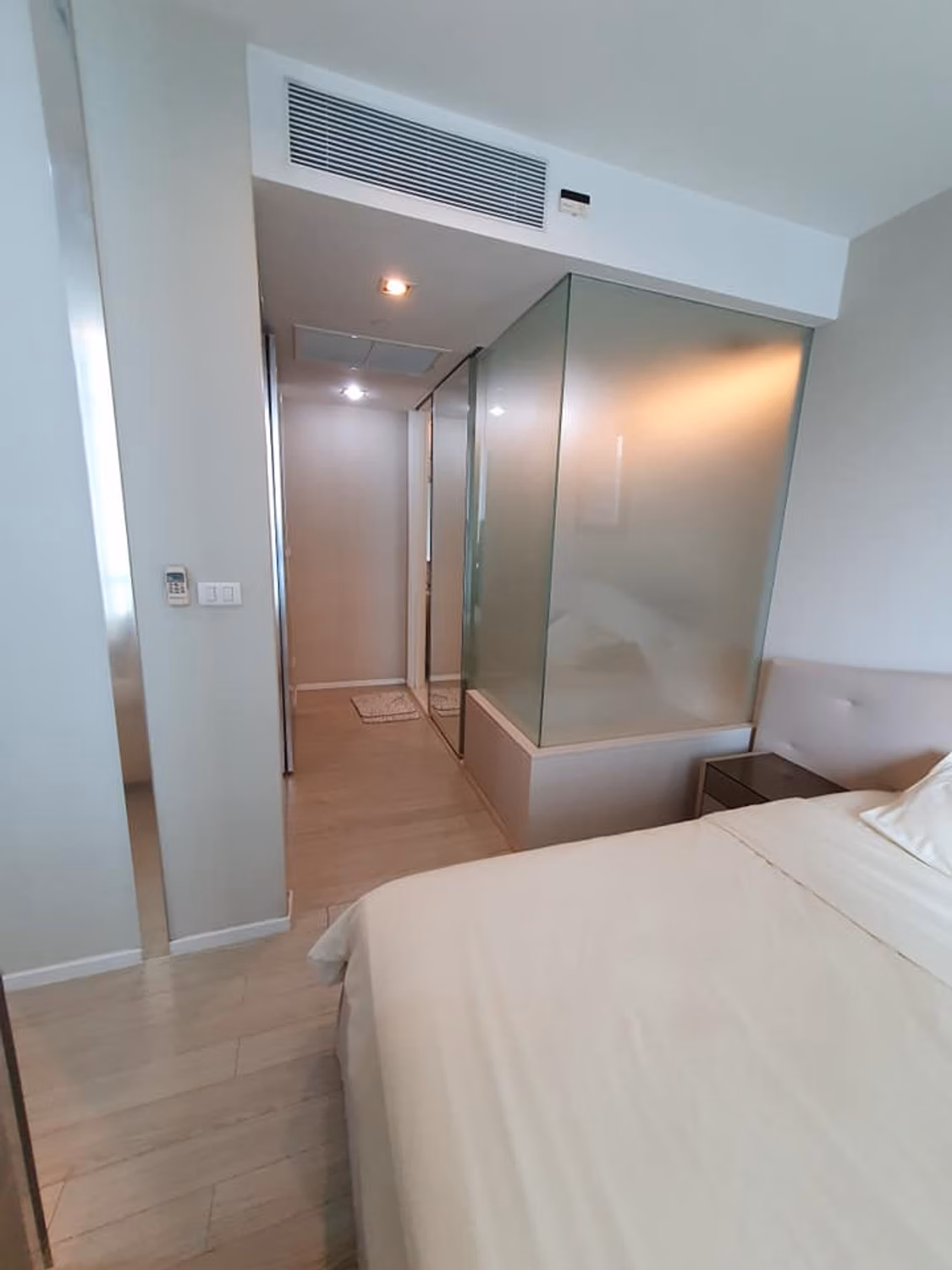 The Room Sukhumvit 21 - Image 7