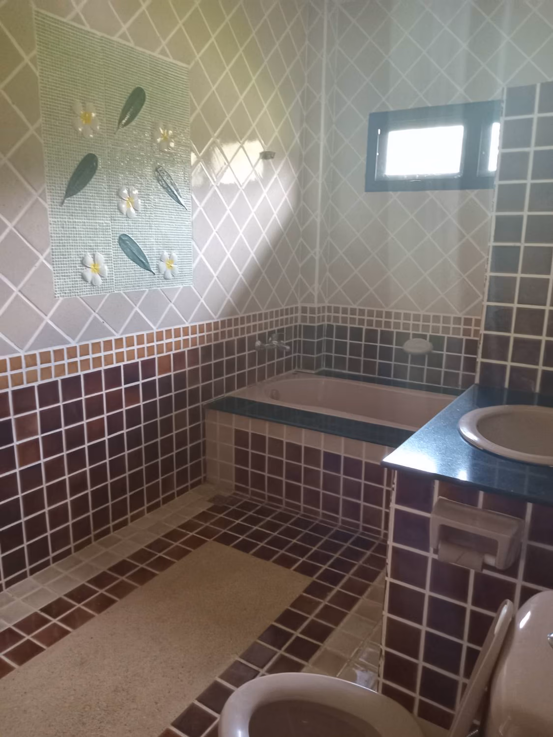 3 Bed House for Sale in San Kamphaeng District - Image 9