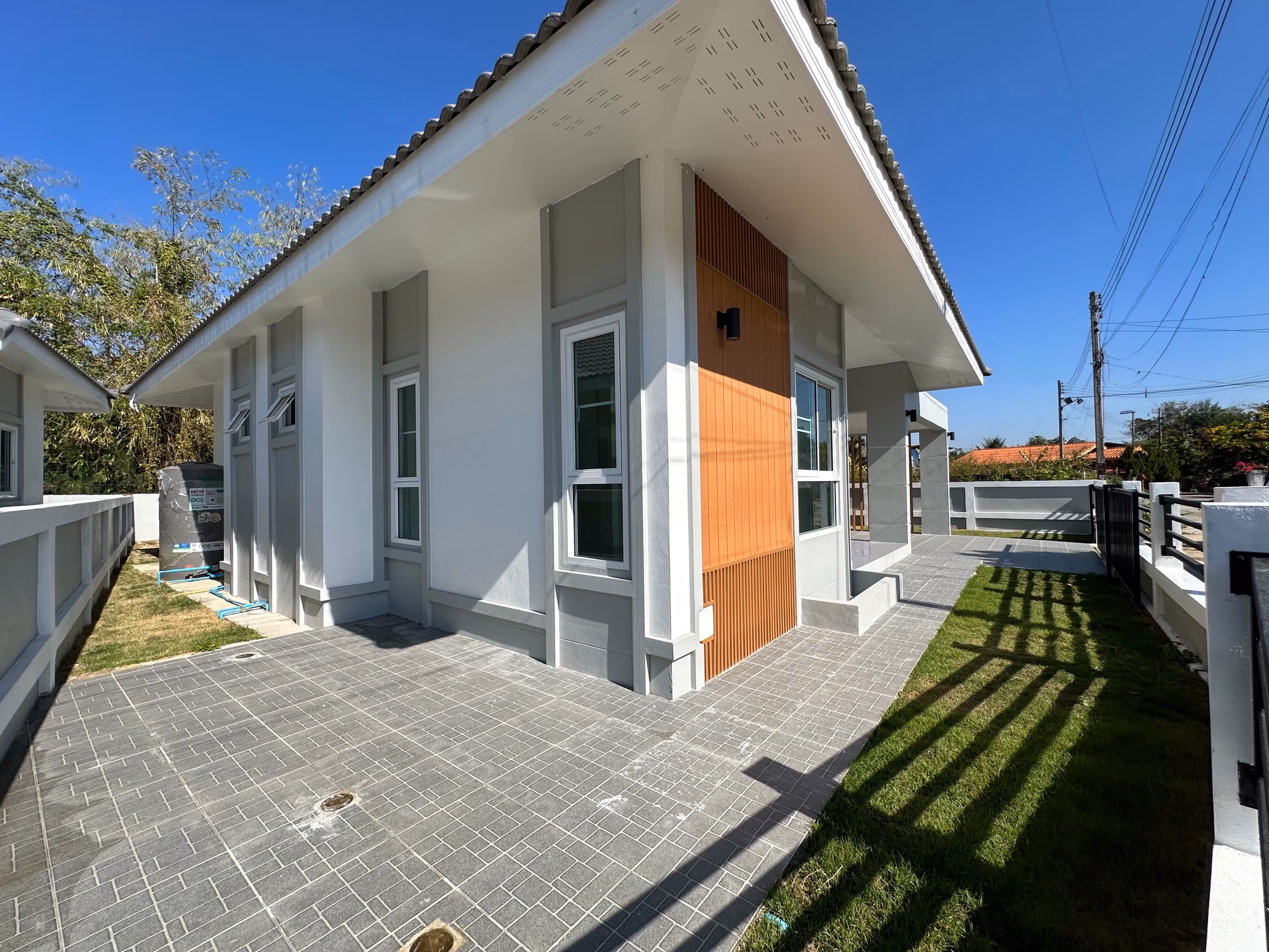 House for Sale in San Sai Luang, San Sai. - Image 2
