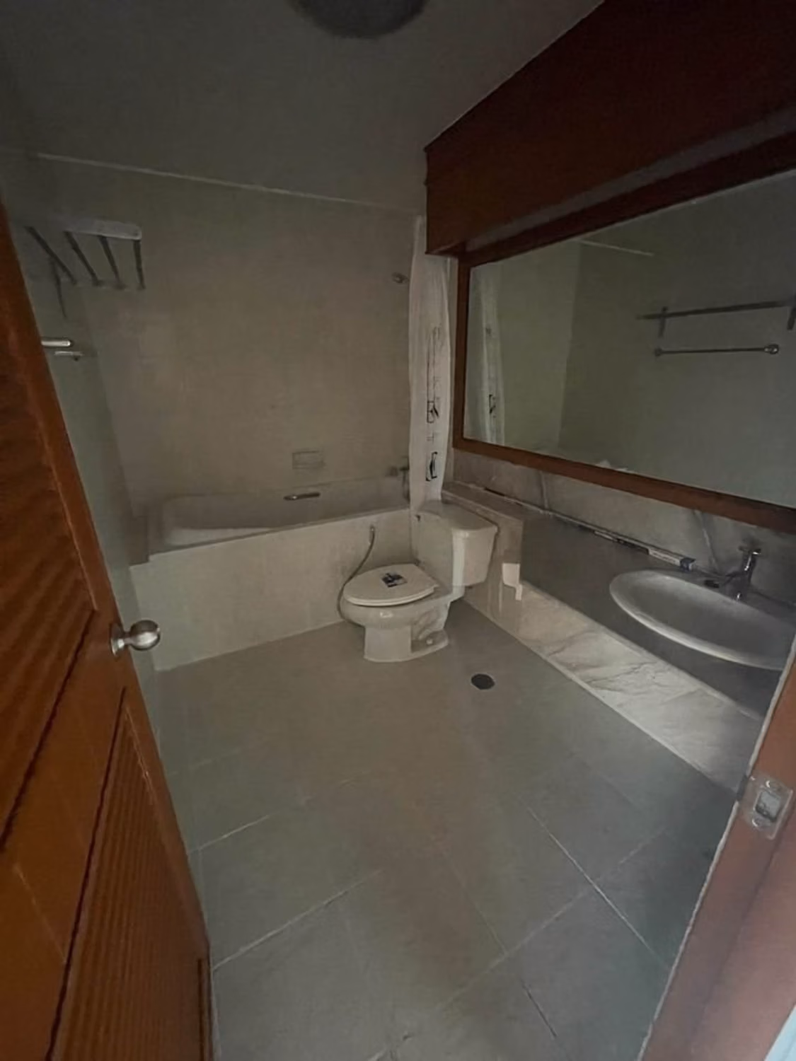 Condo - Image 4