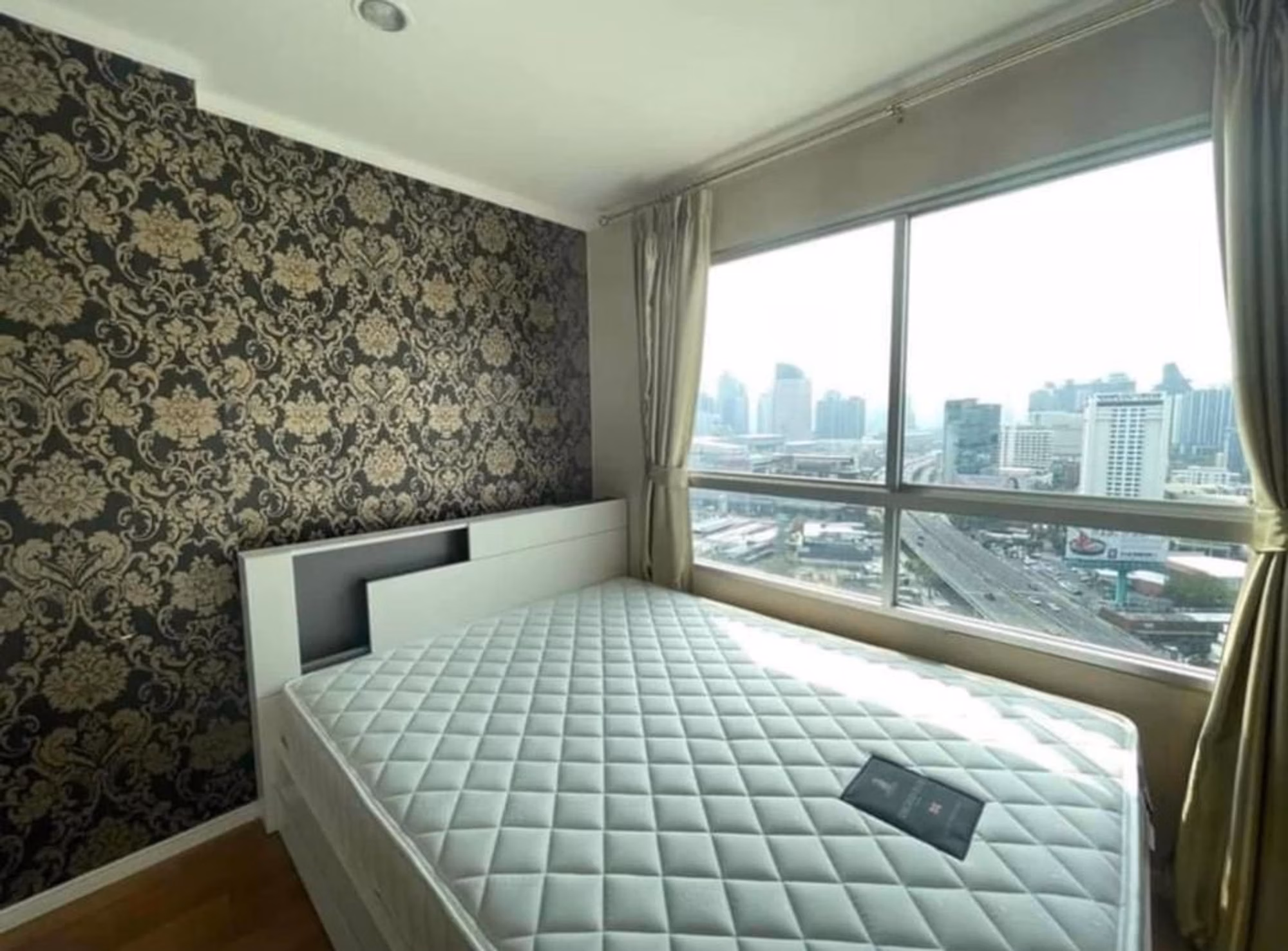 Condo for Rent at Lumpini Park Rama 9 - Ratchada - Image 5