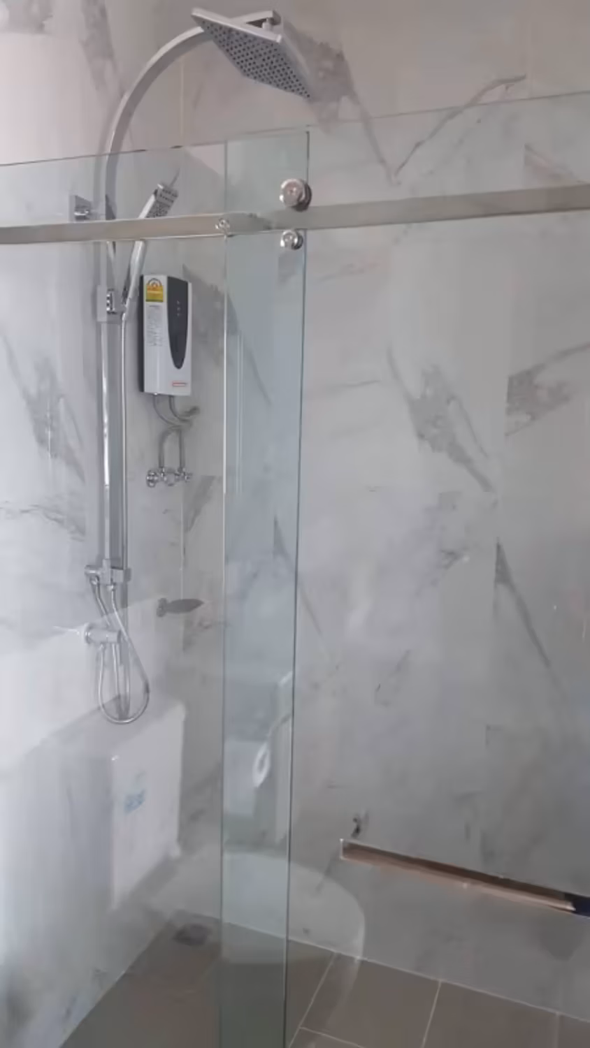 1 Bedroom Condo - Image 4