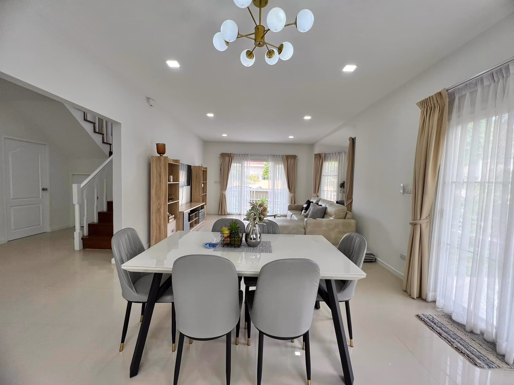4 Bed House for Rent in Hang Dong - Image 2