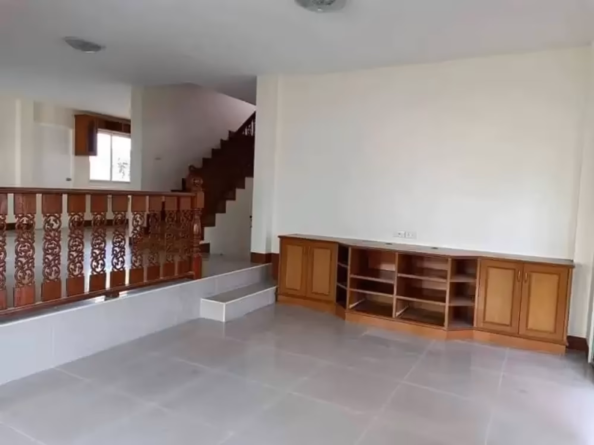 3 Bedroom House - Image 10