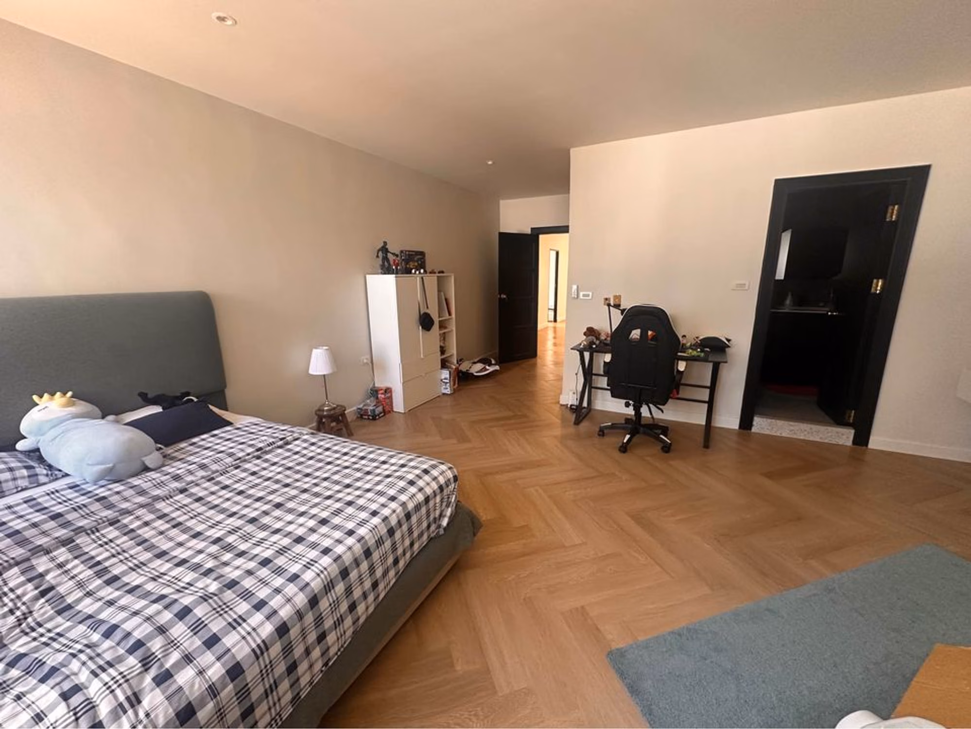 Condo - Image 16