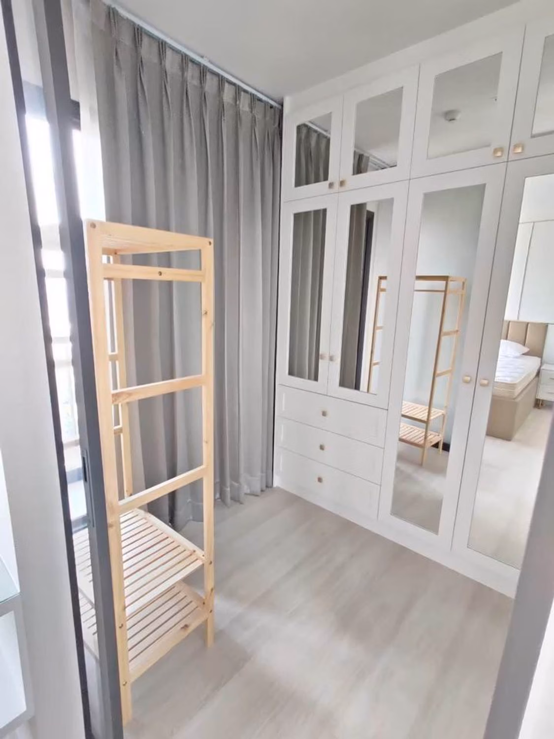 1 Bed Condo for Rent  Near Phloen Chit BTS - Image 6