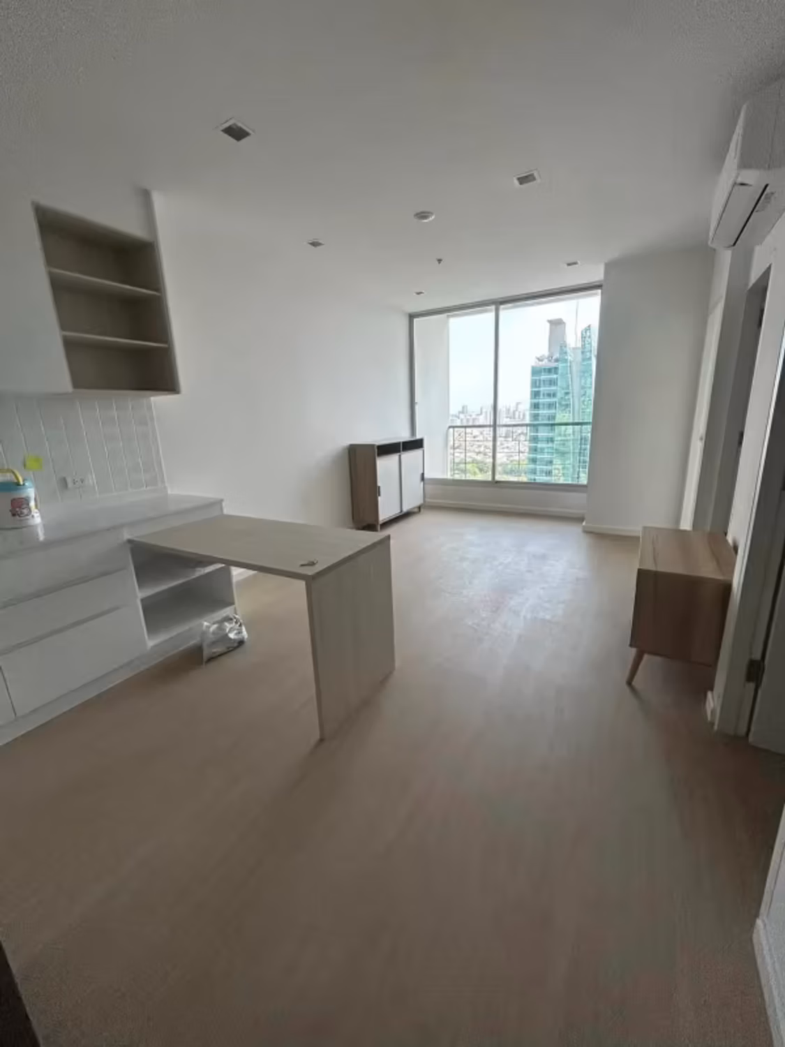 Condo - Image 1