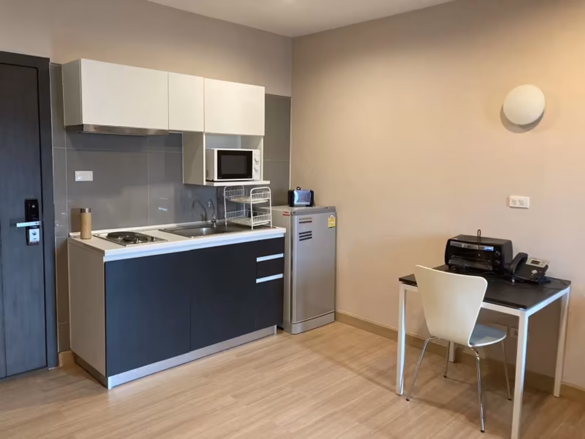 1 Bedroom Condo - Image 7
