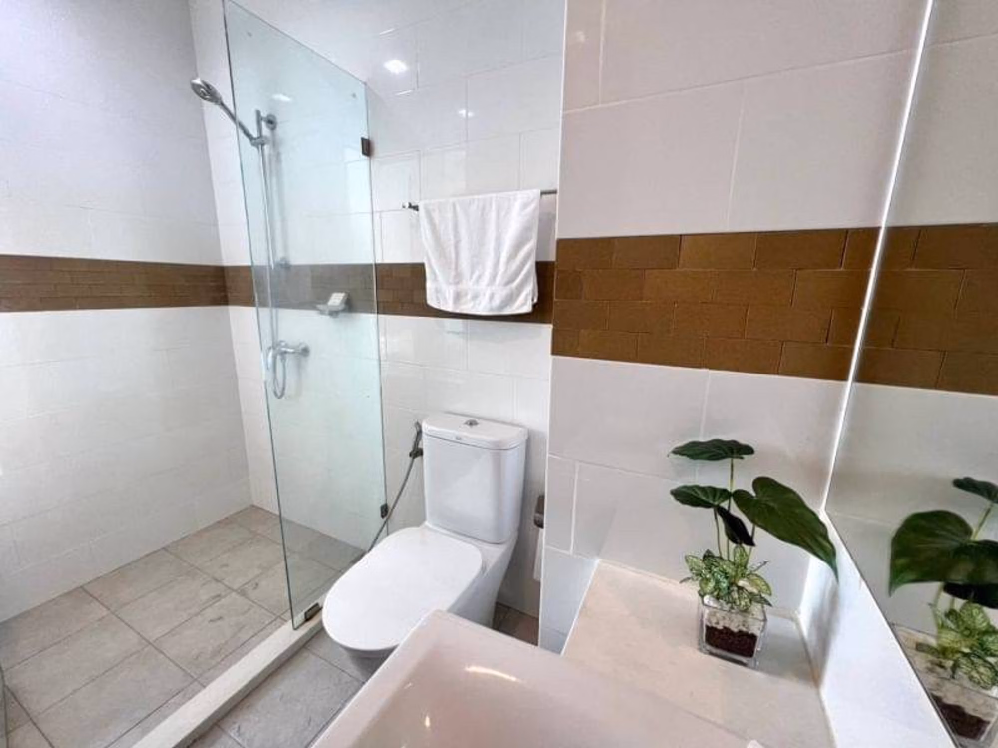 1 Bed Condo for Rent and Sale  Near On Nut BTS - Image 8