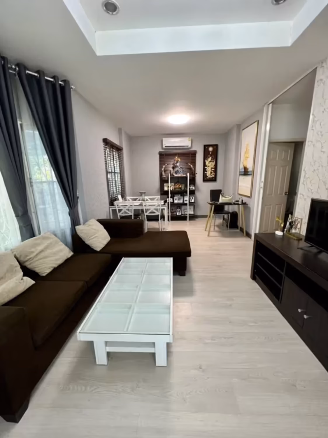 3 Bedroom House - Image 12