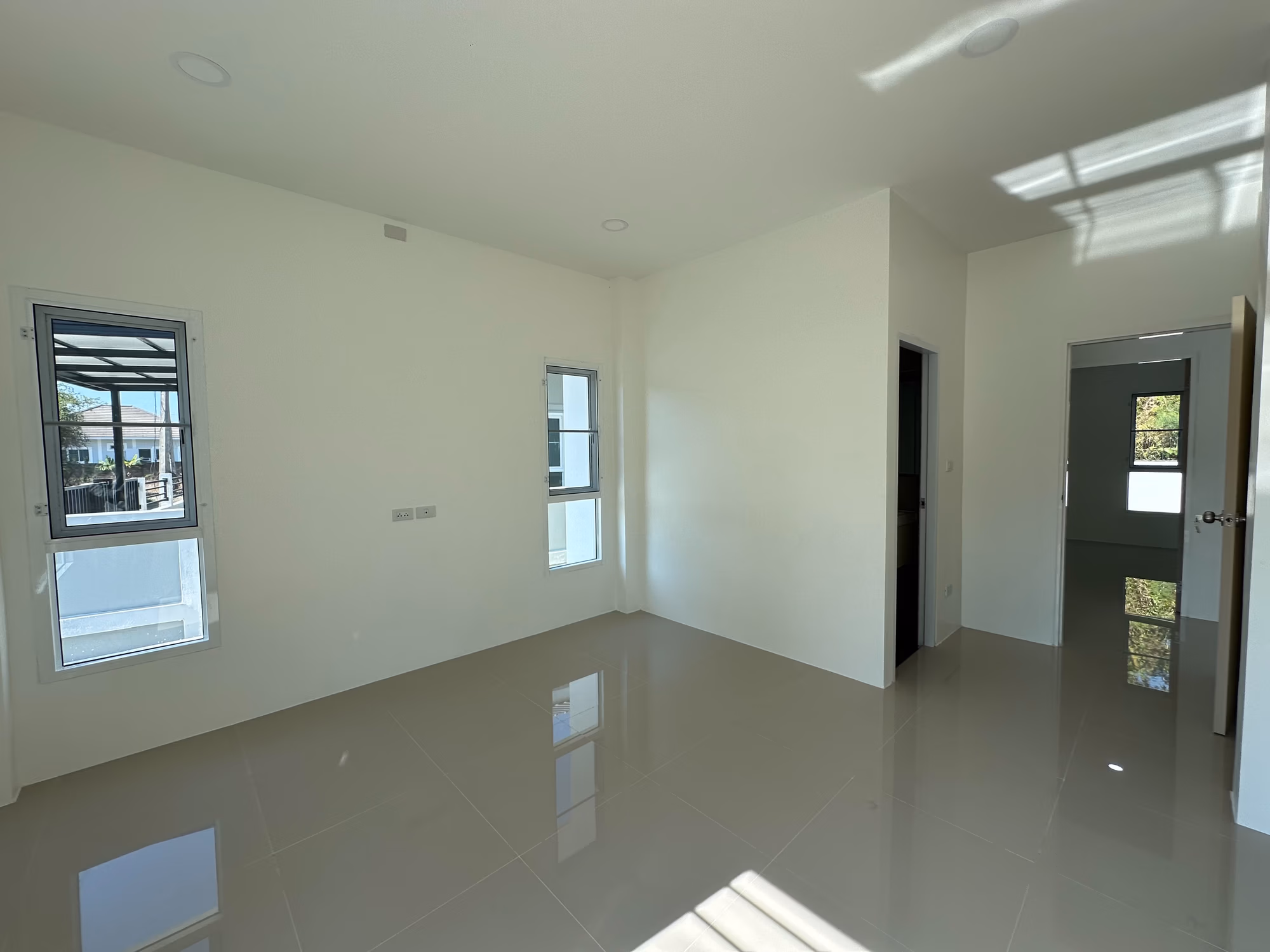 House for Sale in San Sai Luang, San Sai. - Image 10