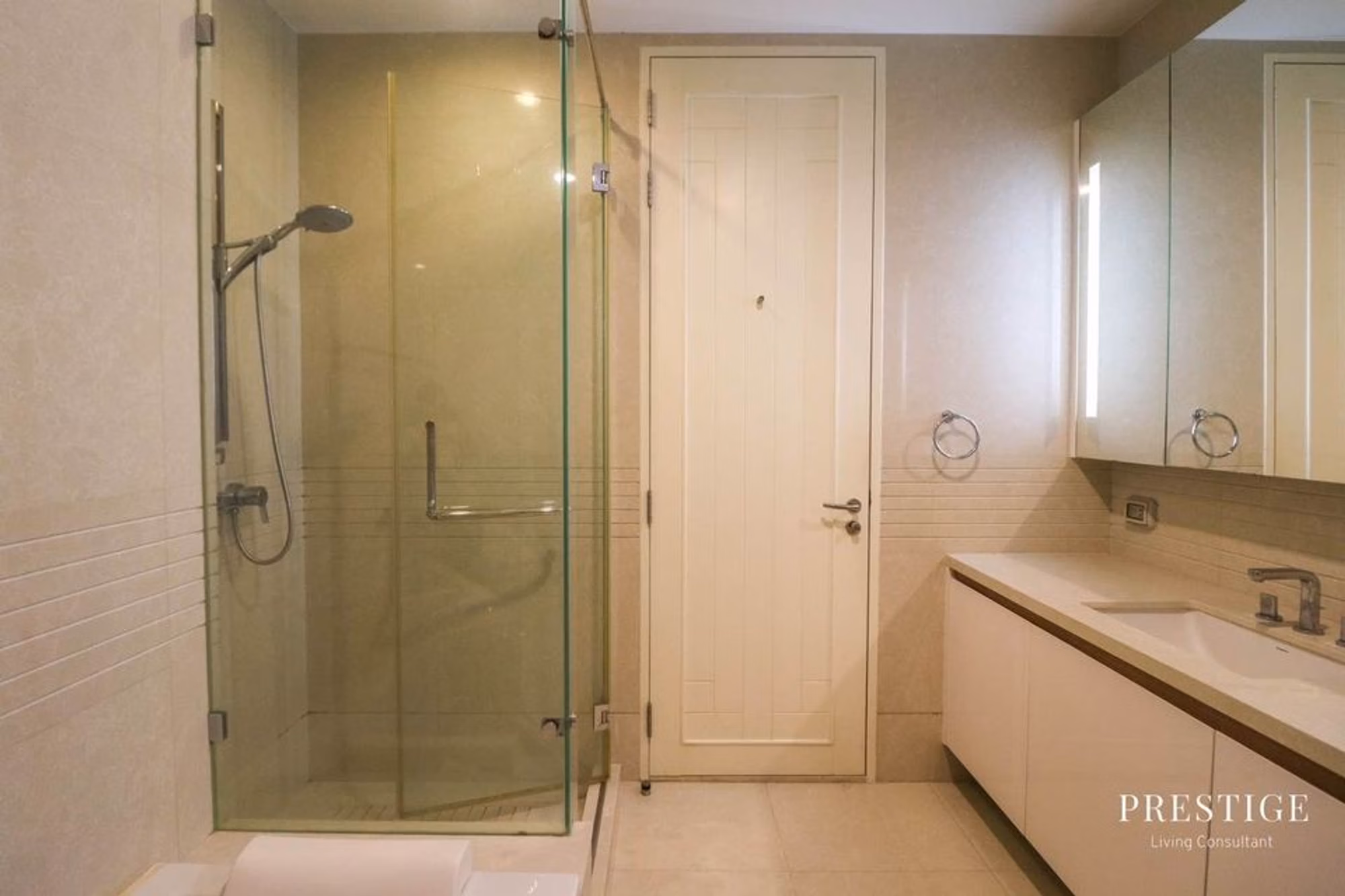 2 Bed Condo for Rent  Near Chit Lom BTS - Image 6