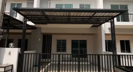 3 Bedroom House - Image 31