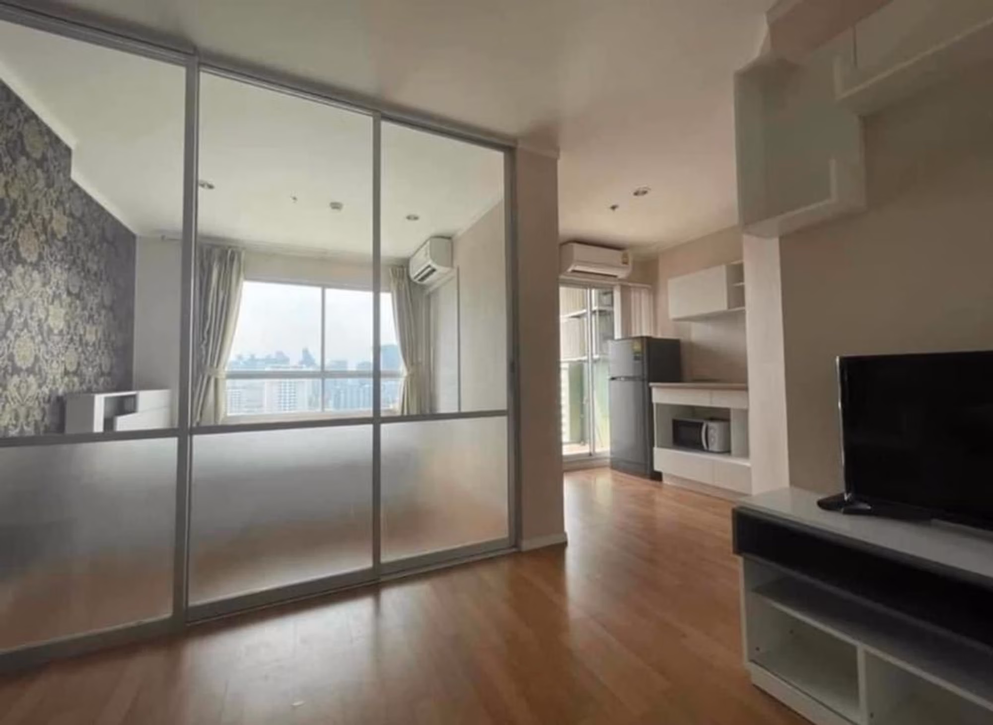 Condo for Rent at Lumpini Park Rama 9 - Ratchada - Image 2