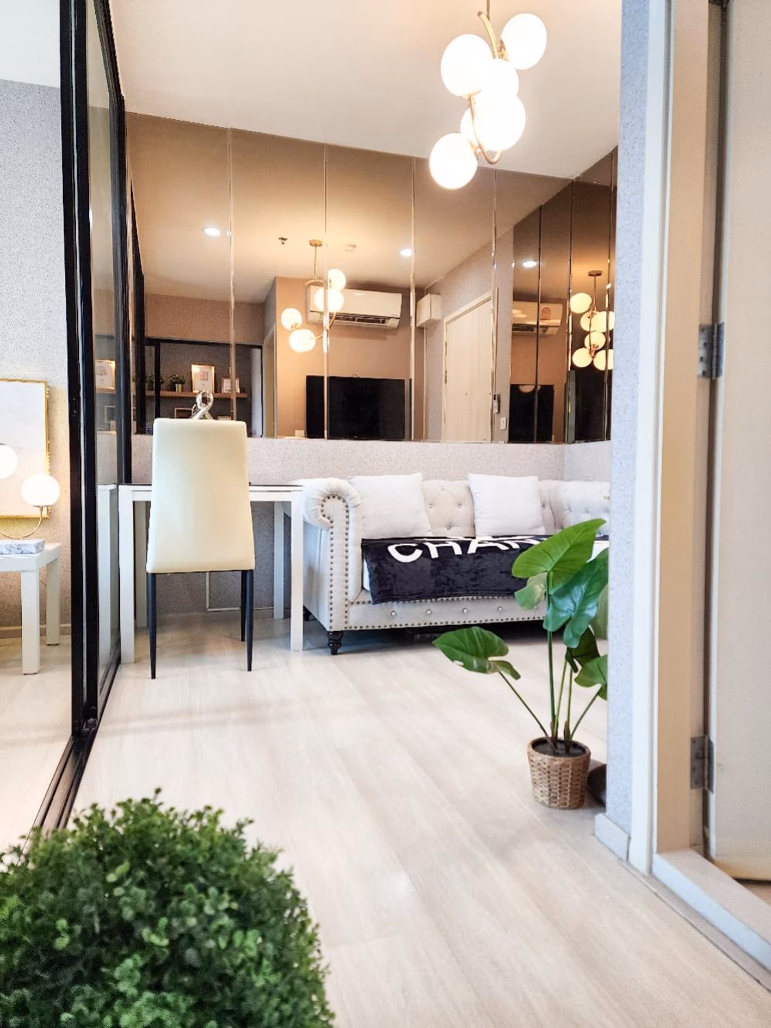1 Bed Condo for Rent in Huai Khwang - Image 5