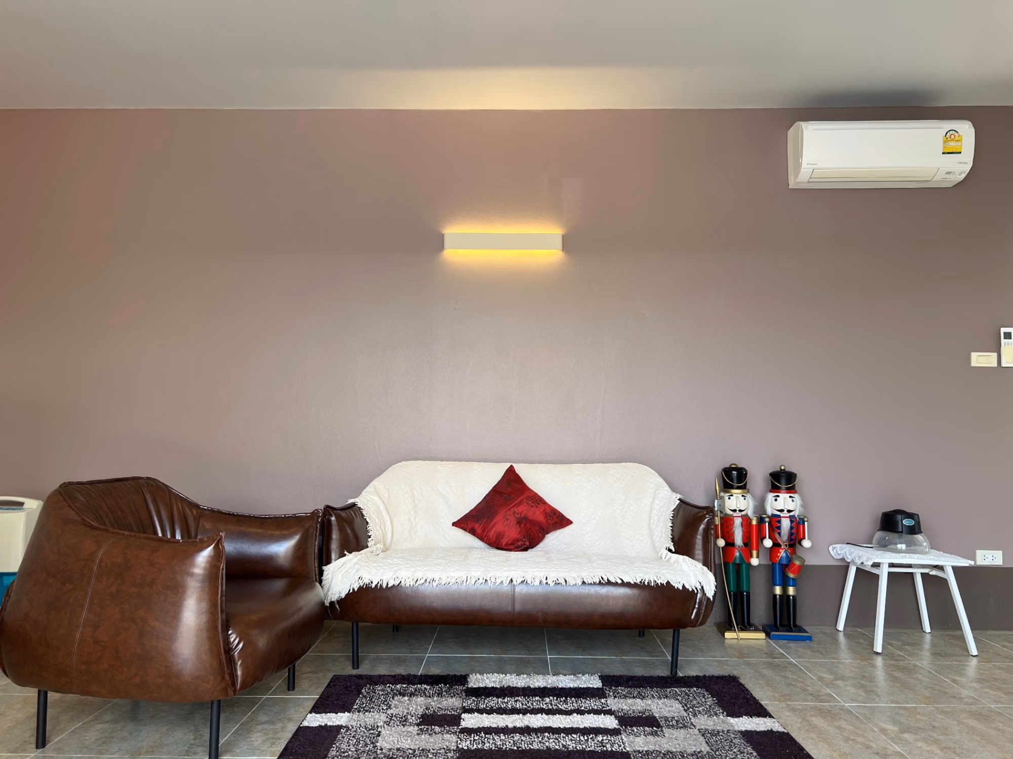5 Bed House for Sale in Hang Dong - Image 7