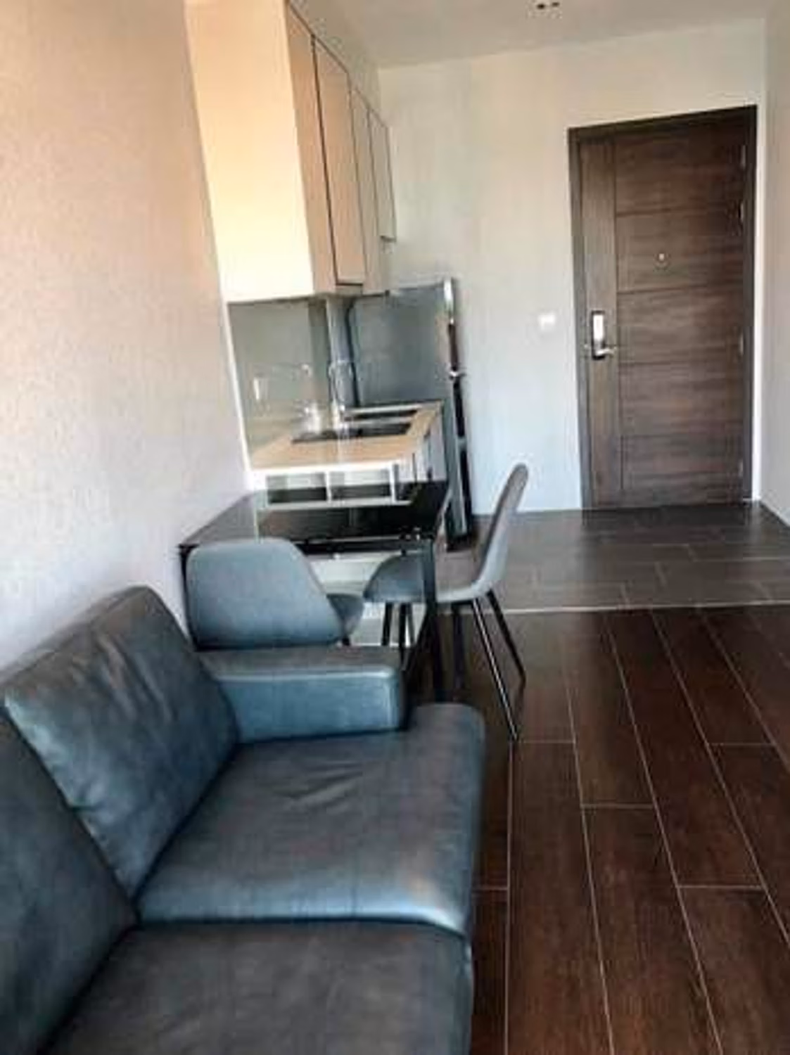 Condo - Image 2
