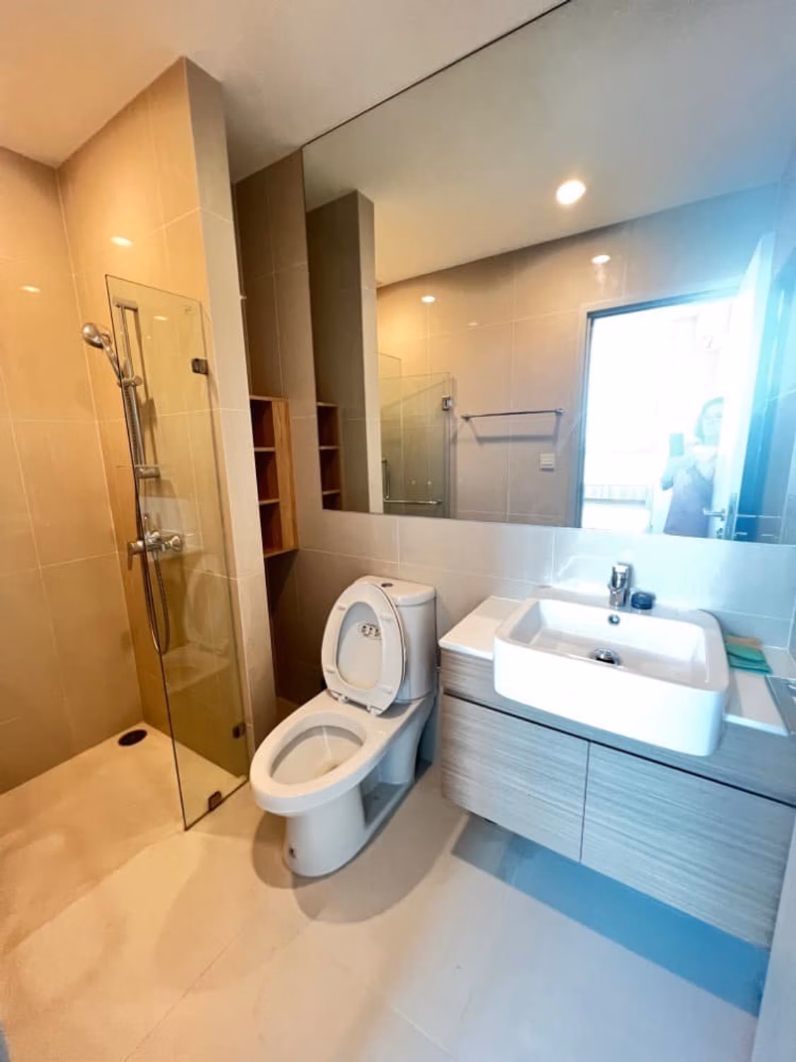 1 ห้องนอน undefined สำหรับ ขายและจำหน่าย ใกล้ Thailand Cultural Centre MRT - Image 6