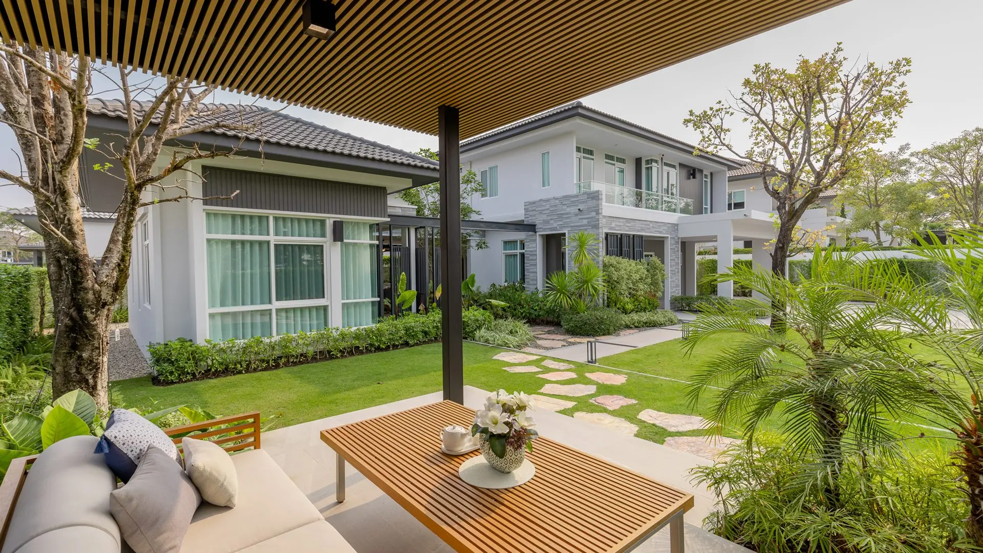 5 Bedroom House - Image 35