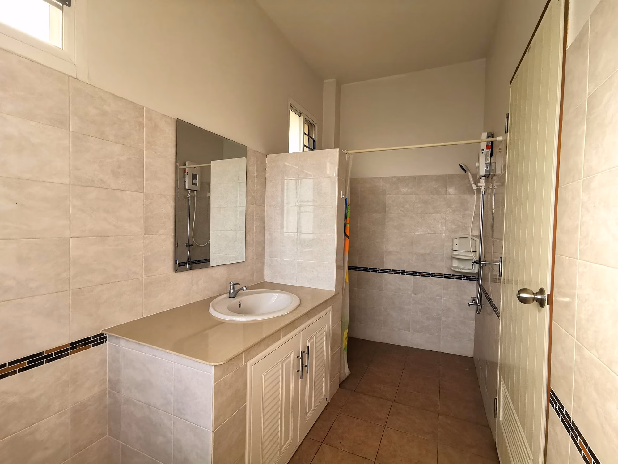 2 Bed House for Rent in Mueang Chiang Mai - Image 7