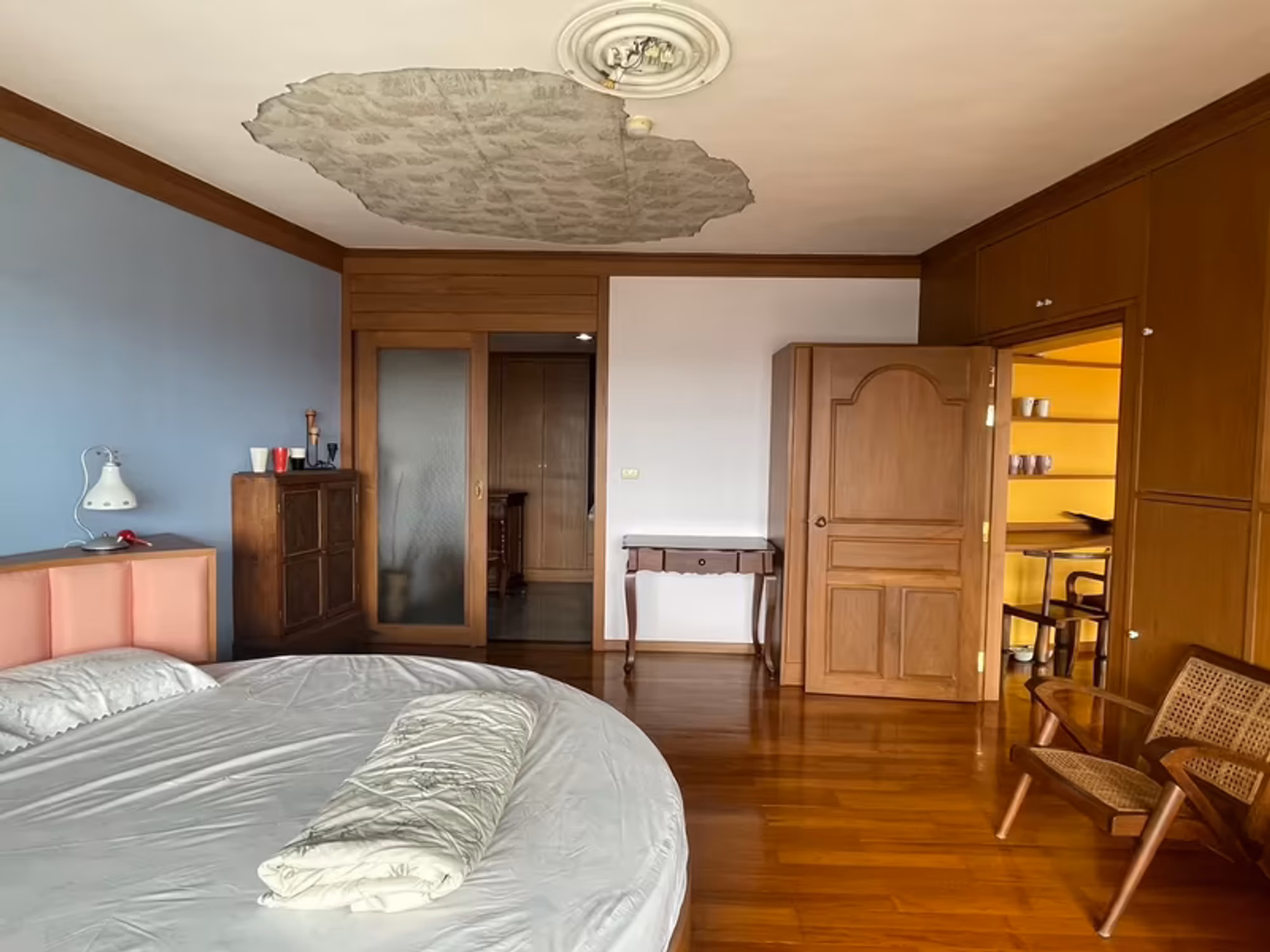 1 Bedroom Condo - Image 8