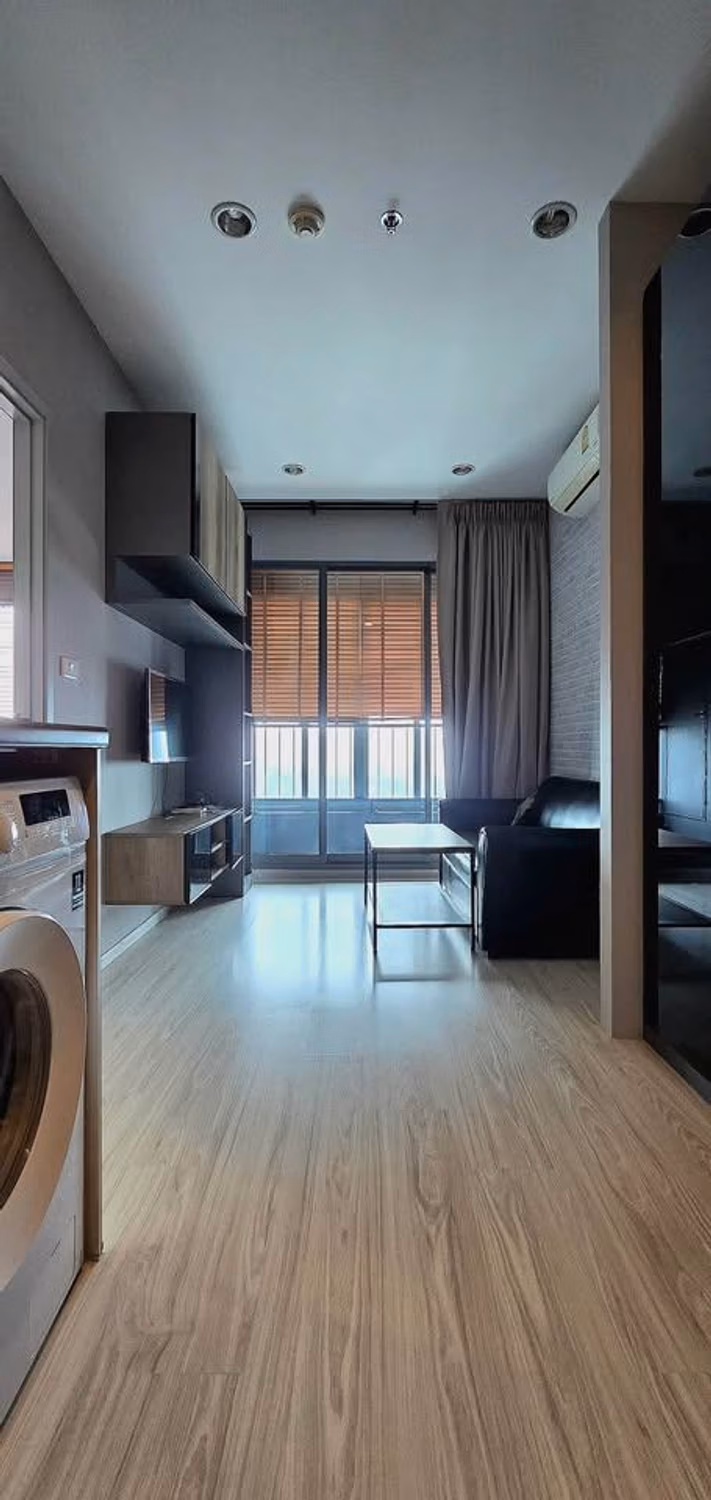 1 Bed Condo for Sale in Bangna - Image 2