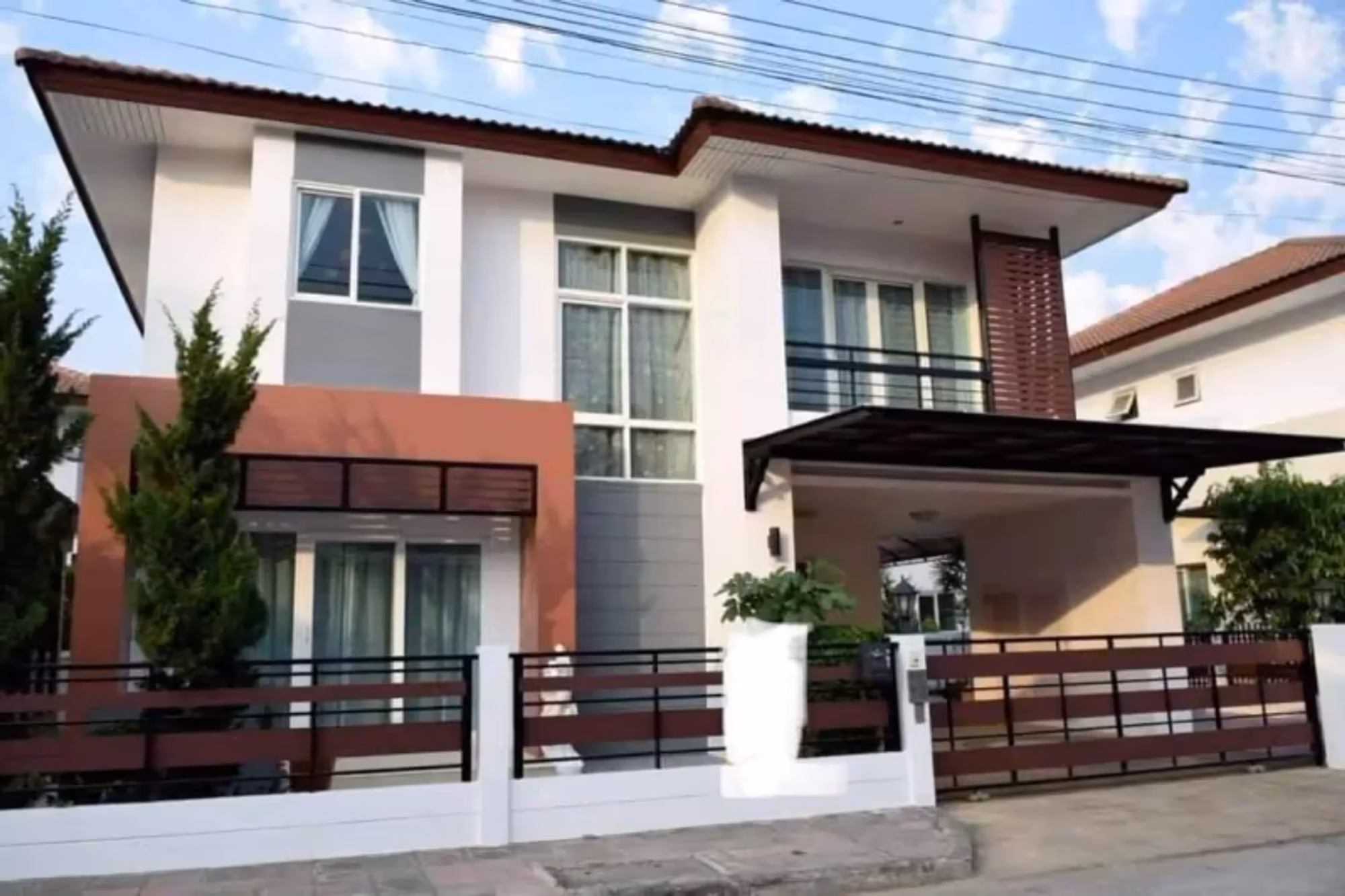 3 Bedroom House - Image 1