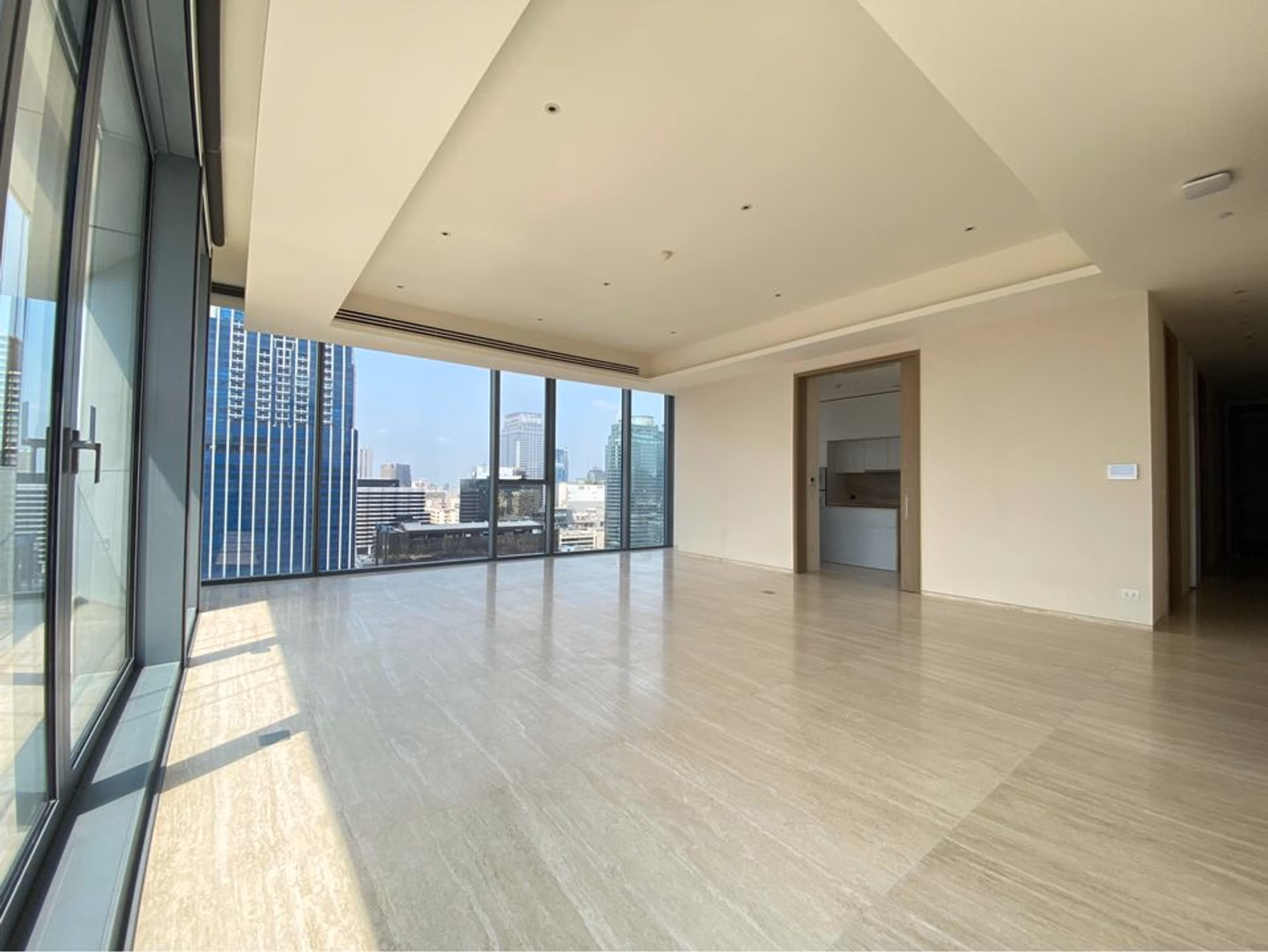 Condo - Image 2