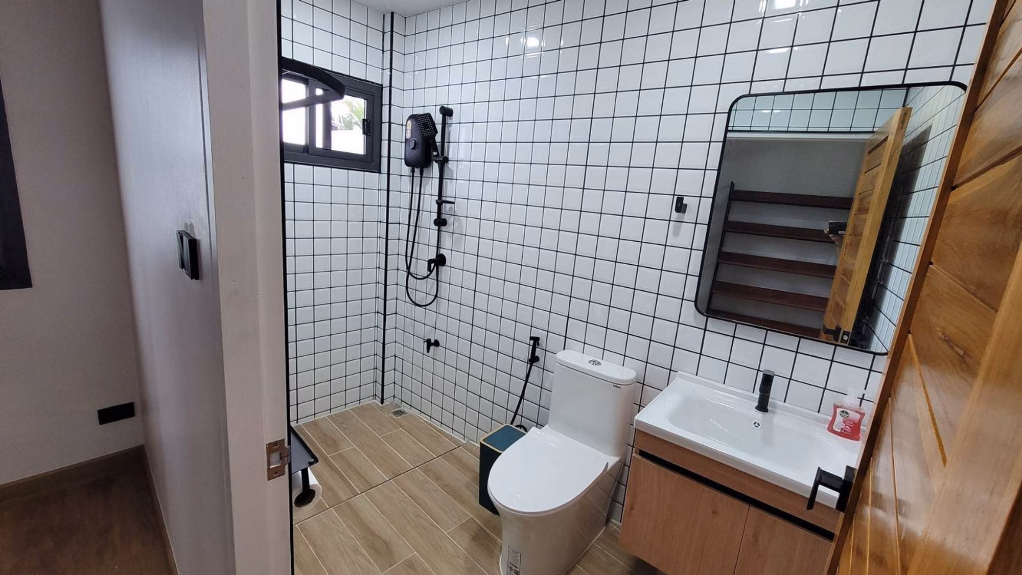 4 Bed House for Sale in Hang Dong - Image 23