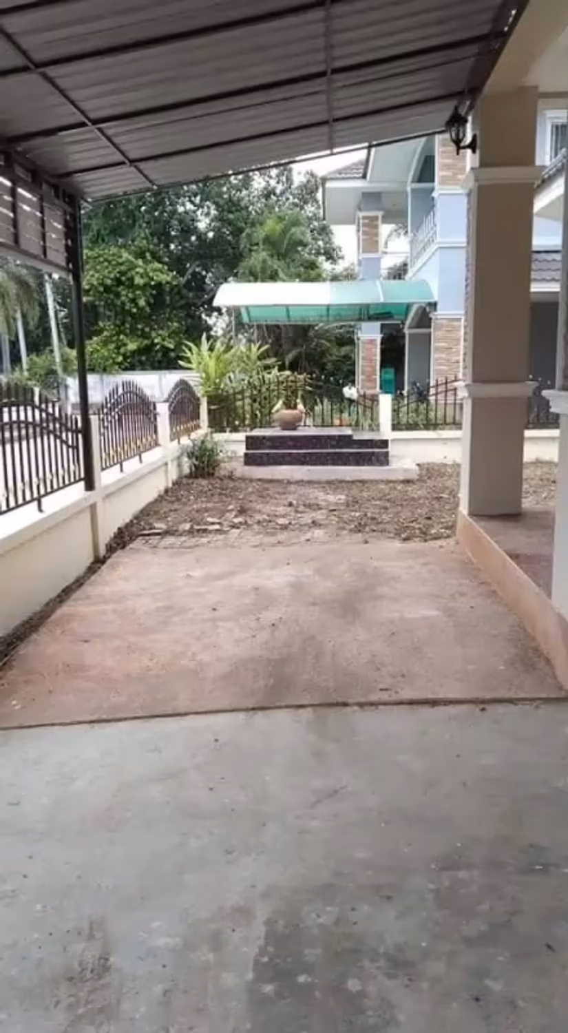 3 Bedroom House - Image 6