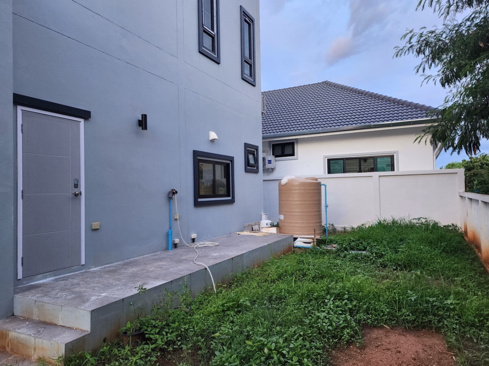 2 Bed House for Sale in Saraphi District - Image 11