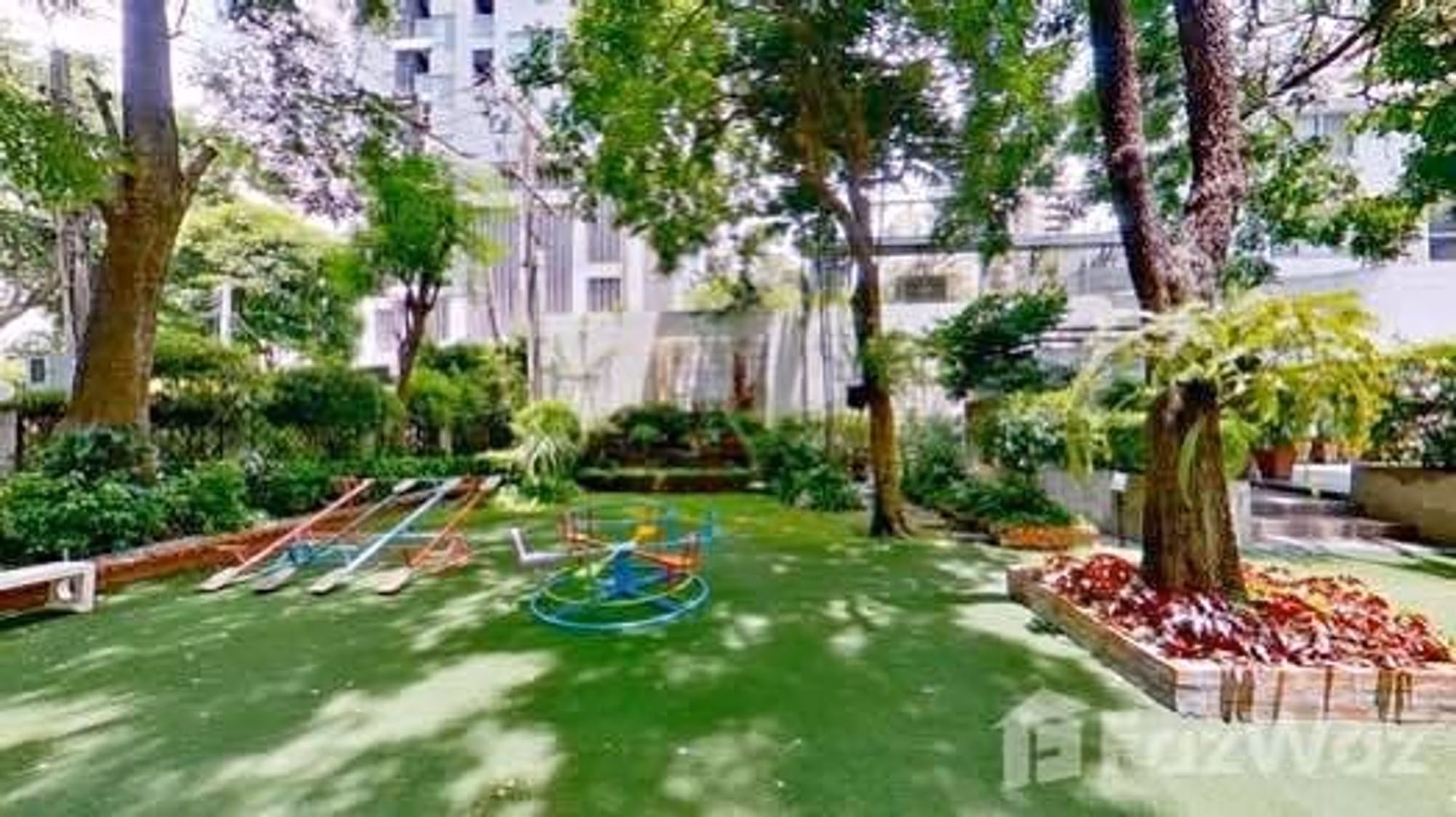 Condo - Image 6