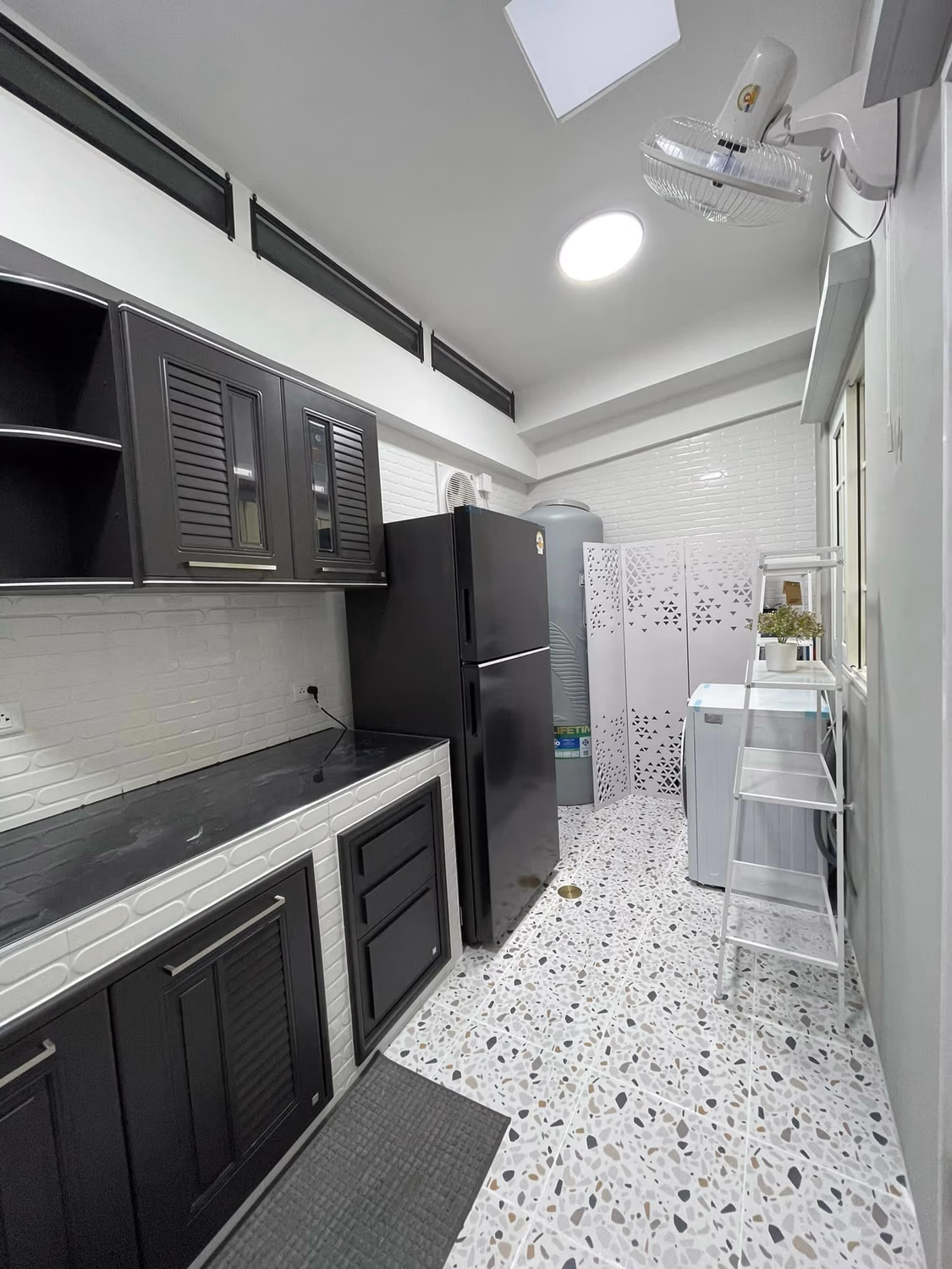 2 Bed Townhouse for Rent in Mueang Chiang Mai - Image 6
