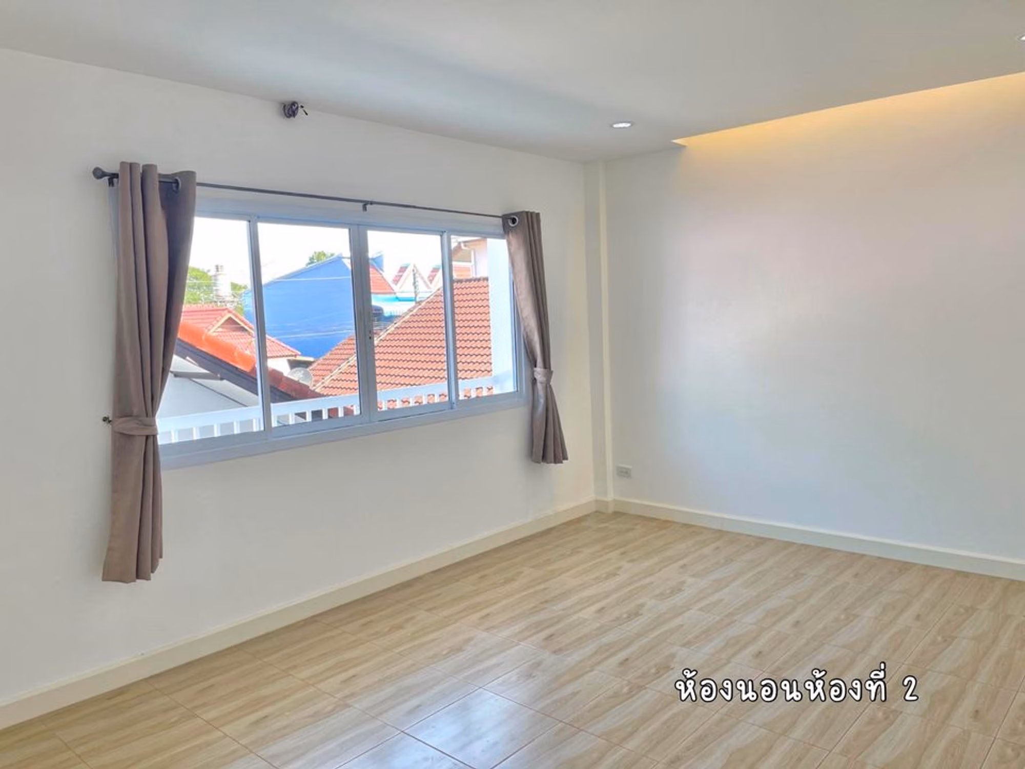 Townhouse for Sale in Nong Chom, San Sai - Image 4
