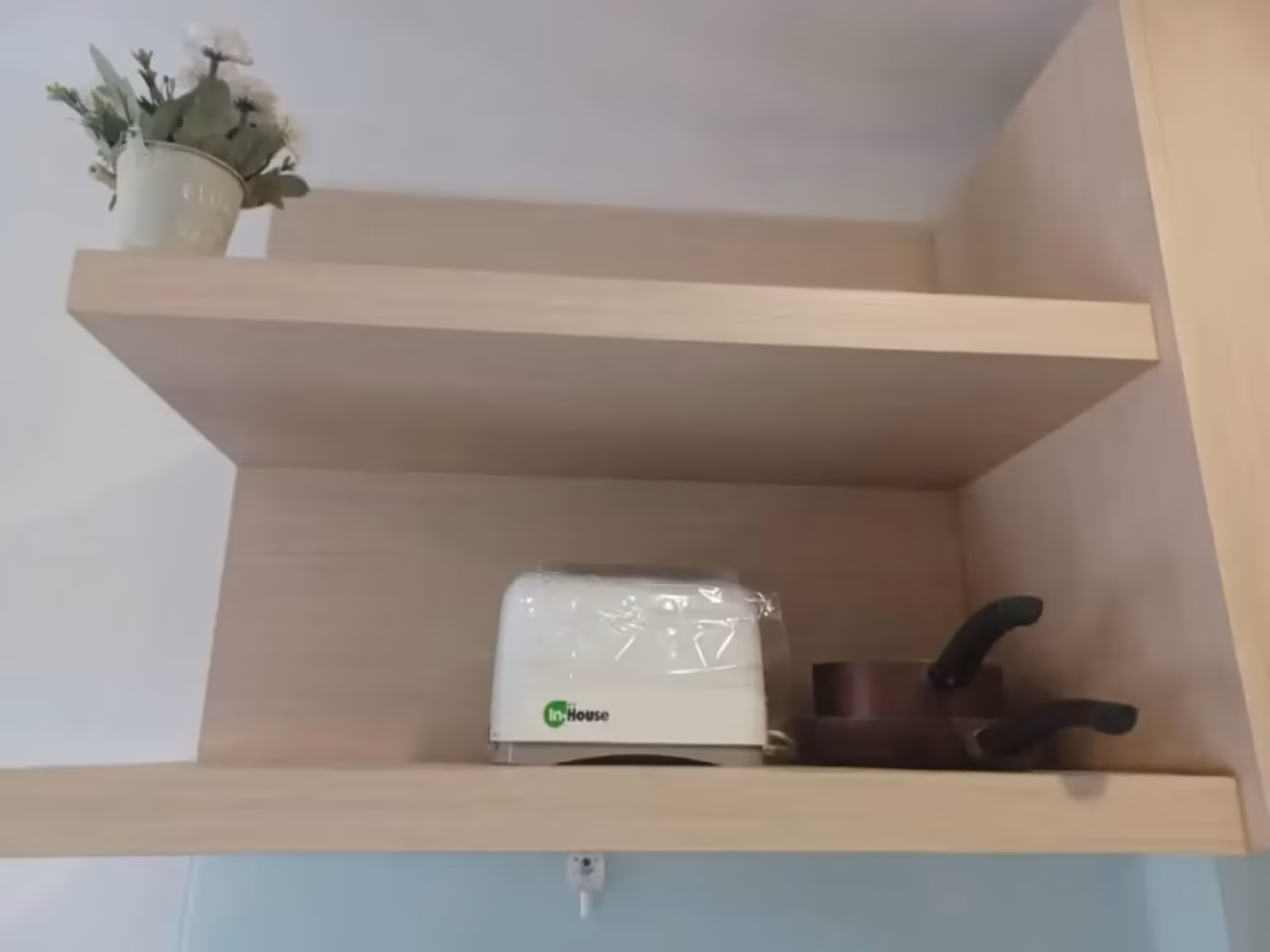 1 Bedroom Condo - Image 8