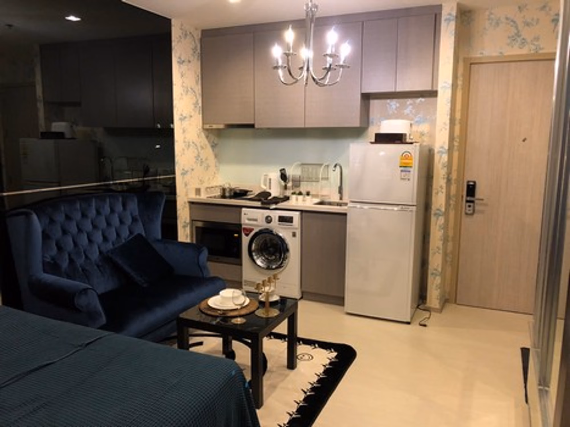 Condo - Image 2