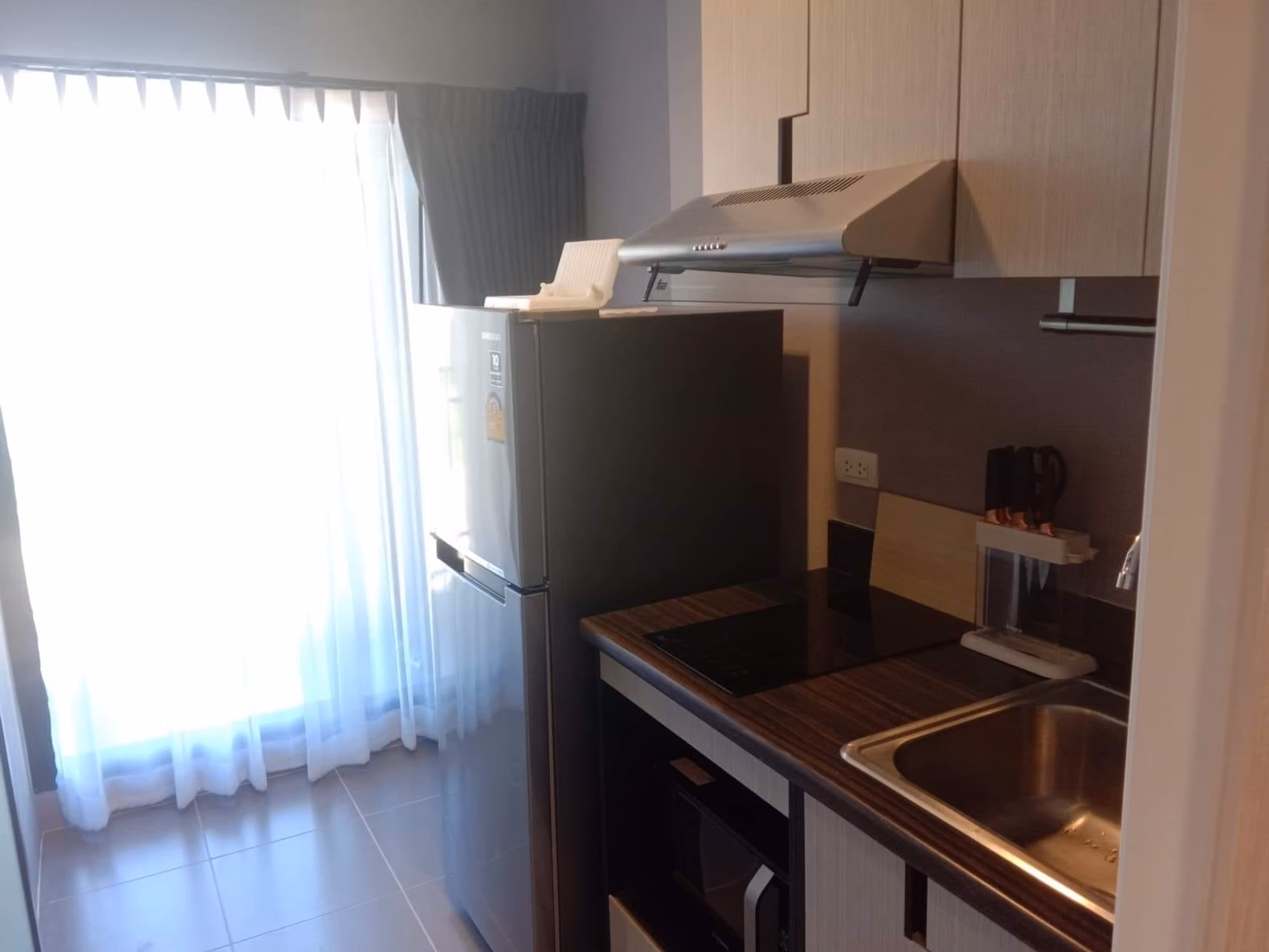 Condo - Image 11